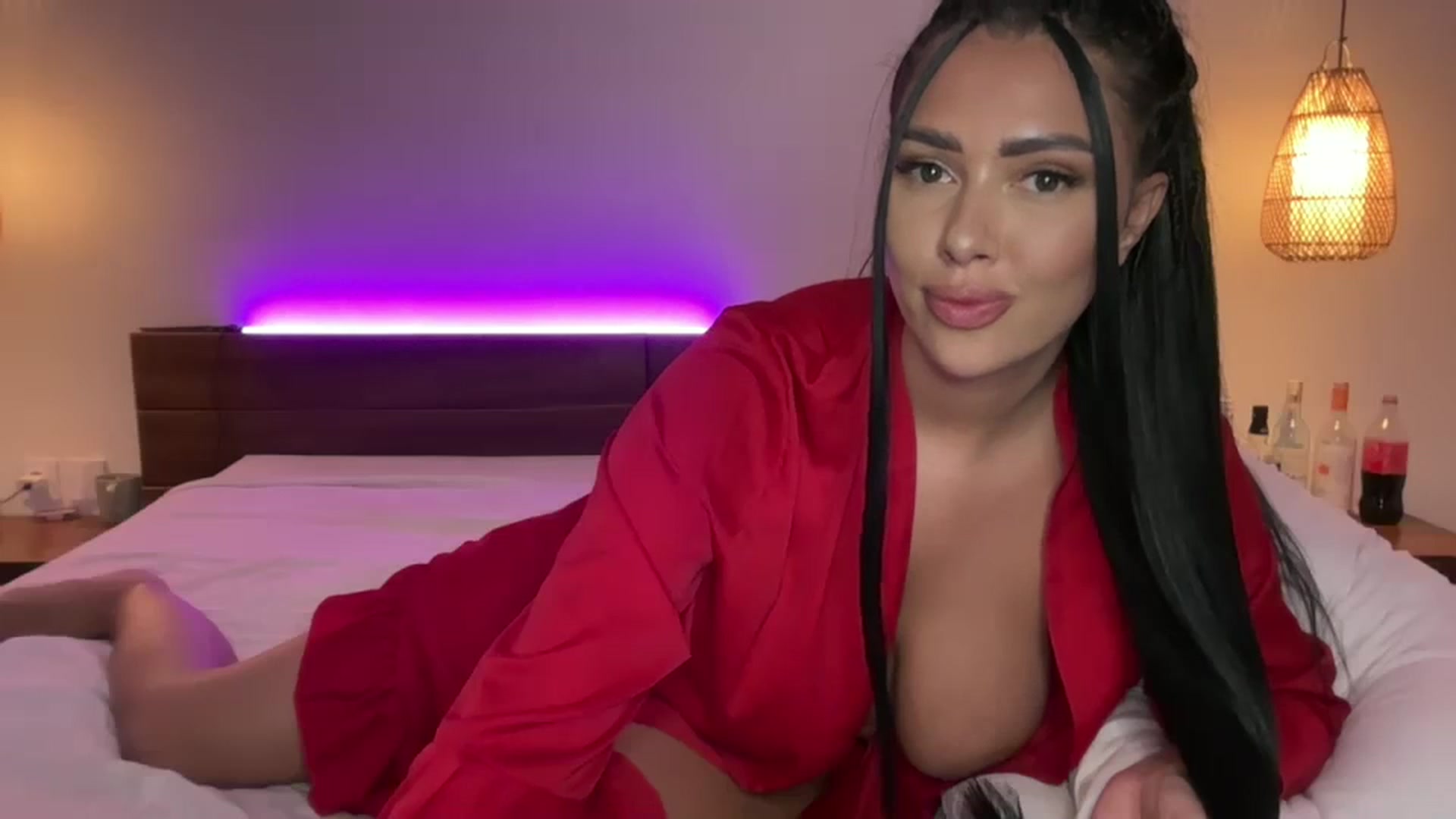 Gallery image thumbnail from Sweetylinaa's myfreecams stream on, 10/02/2025, 06:45 image 17 of 20