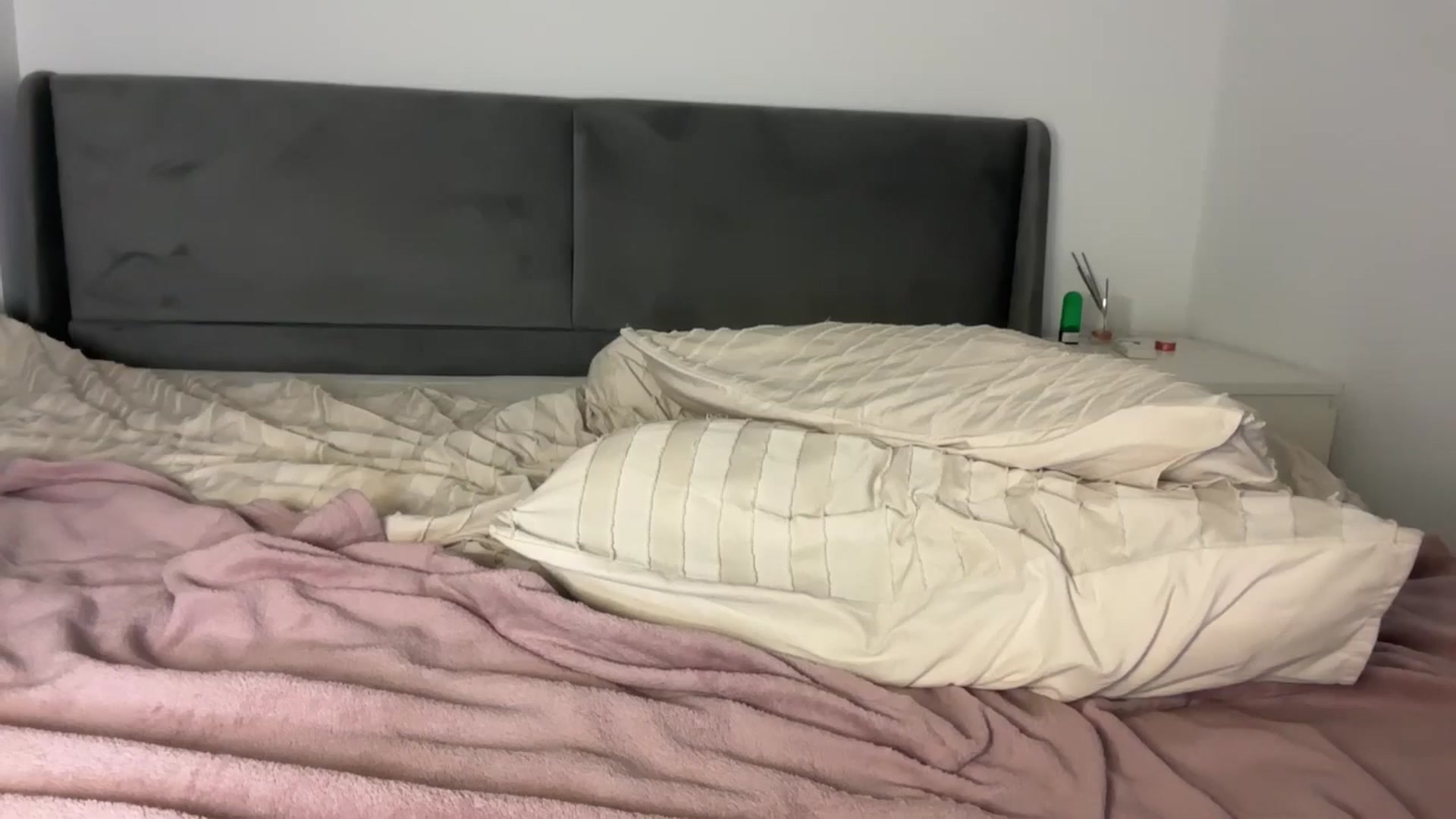 Gallery image thumbnail from Sweetylinaa's myfreecams stream on, 04/10/2026, 16:53 image 3 of 20