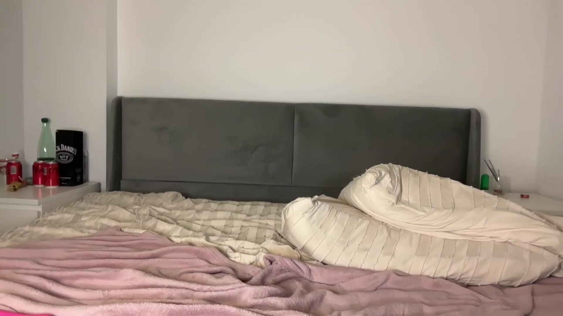 Gallery image thumbnail from Sweetylinaa's myfreecams stream on, 04/13/2026, 15:46 image 10 of 20