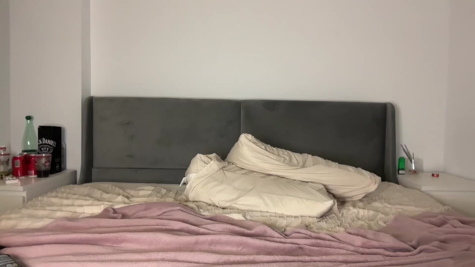 Gallery image thumbnail from Sweetylinaa's myfreecams stream on, 04/15/2026, 15:52 image 6 of 20