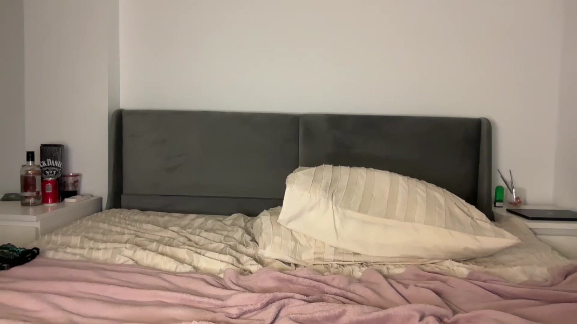 Gallery image thumbnail from Sweetylinaa's myfreecams stream on, 04/16/2026, 16:41 image 3 of 20