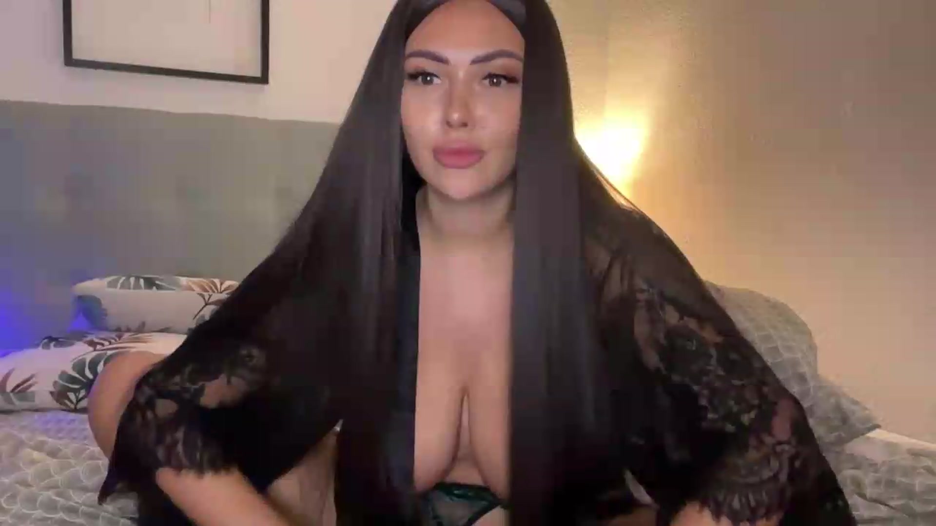 Gallery image thumbnail from Sweetylinaa's myfreecams stream on, 07/18/2026, 19:43 image 17 of 20