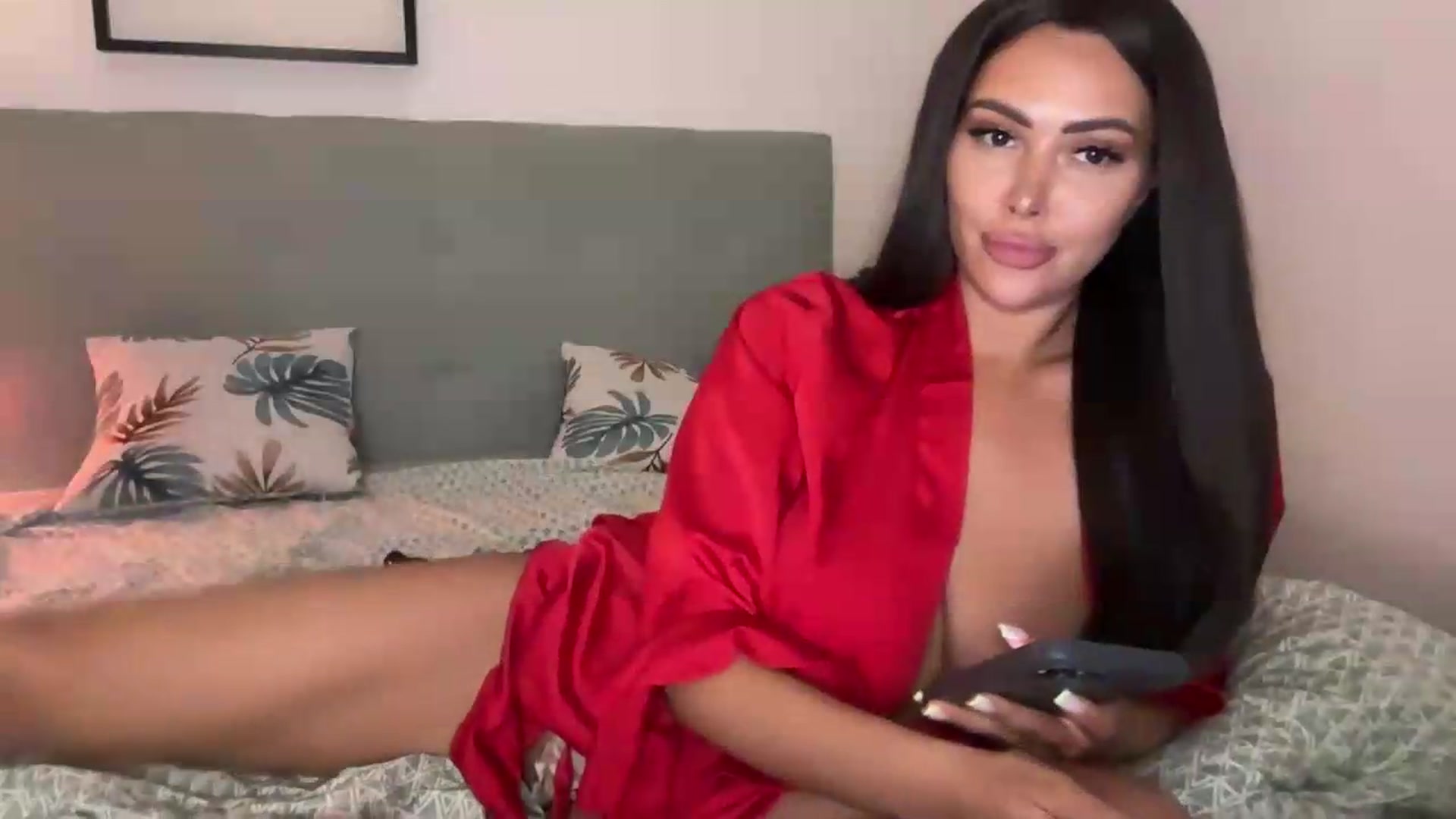 Gallery image thumbnail from Sweetylinaa's myfreecams stream on, 08/08/2026, 24:09 image 20 of 20
