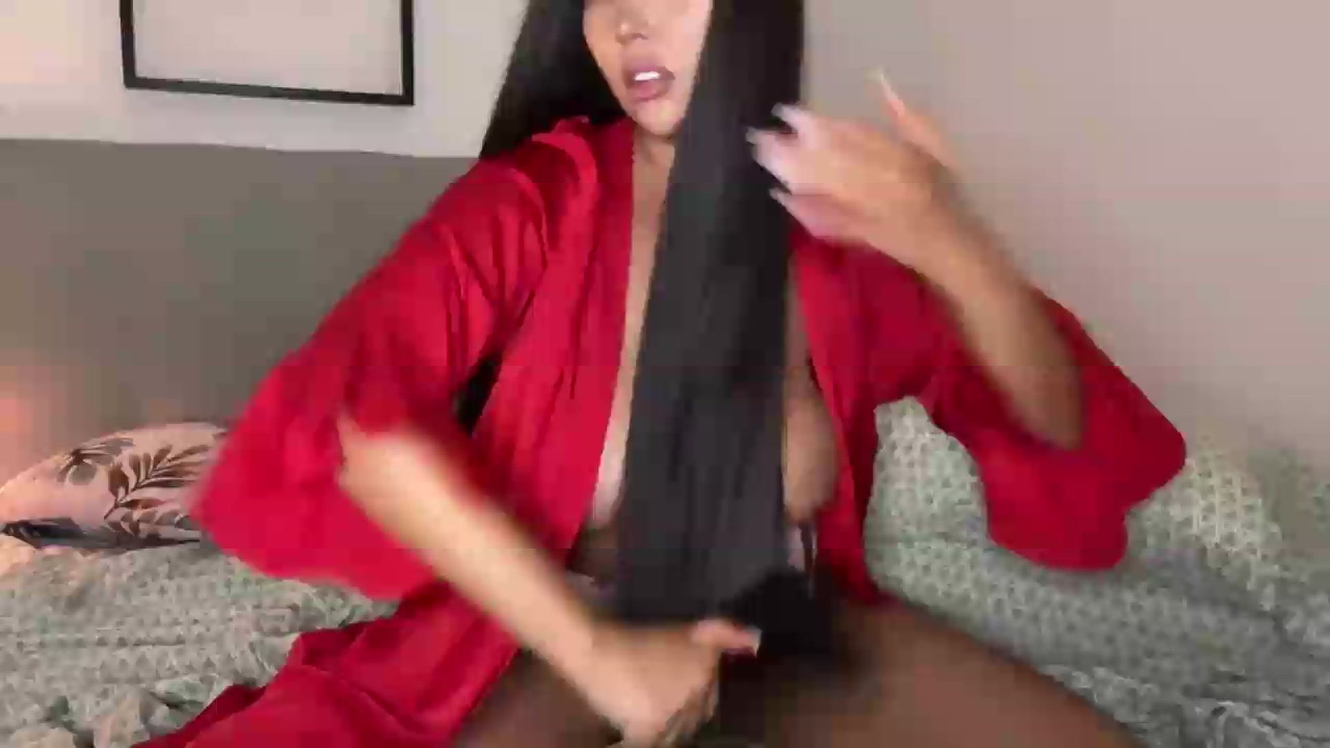 Gallery image thumbnail from Sweetylinaa's myfreecams stream on, 08/16/2026, 19:51 image 9 of 20