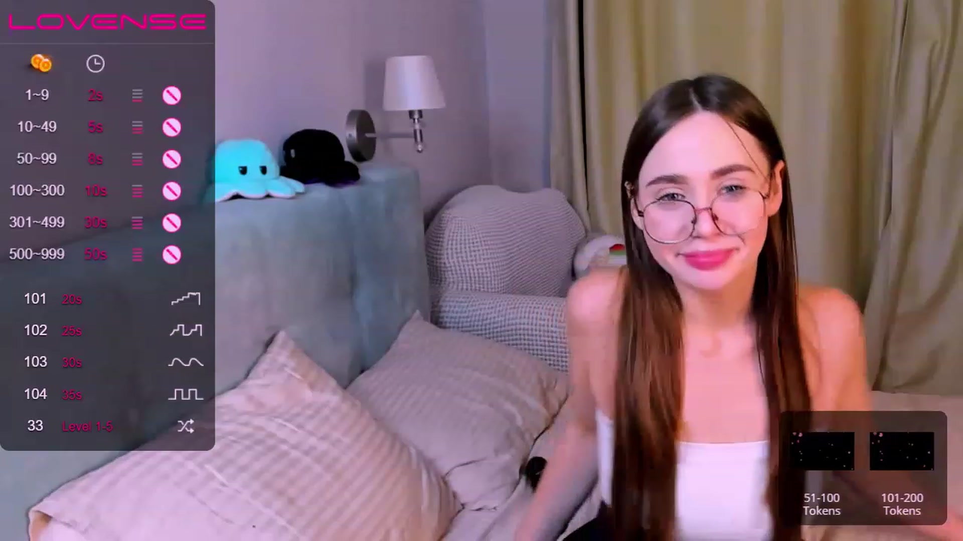Gallery image thumbnail from SwetChloe's myfreecams stream on, 11/21/2022, 09:20 image 9 of 20