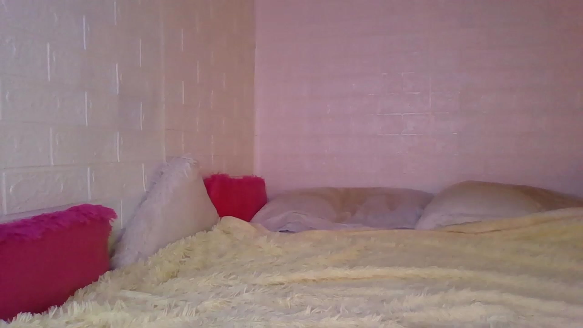 Gallery image thumbnail from Swettieee's myfreecams stream on, 07/02/2023, 08:57 image 17 of 20