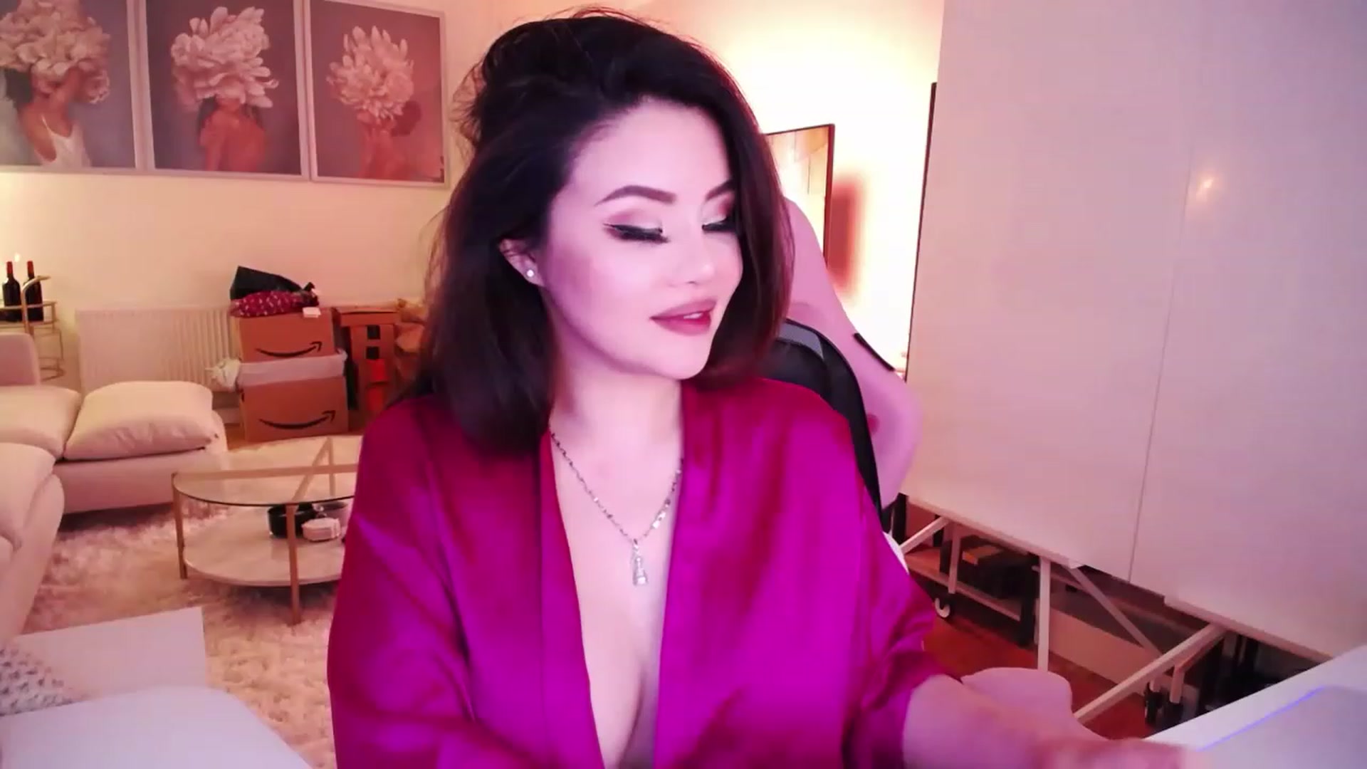 Gallery image thumbnail from SwtSunny's myfreecams stream on, 12/04/2022, 06:43 image 20 of 20