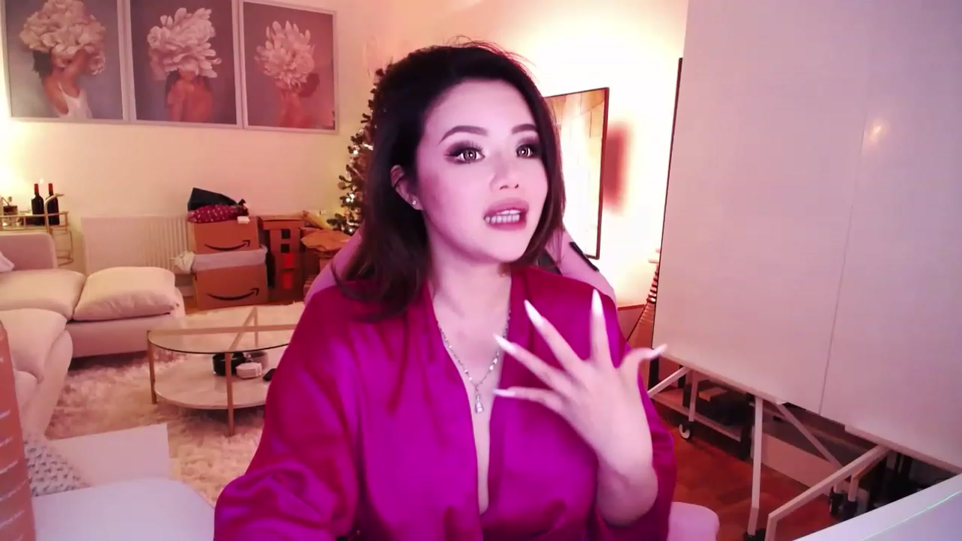 Gallery image thumbnail from SwtSunny's myfreecams stream on, 12/04/2022, 07:19 image 6 of 20