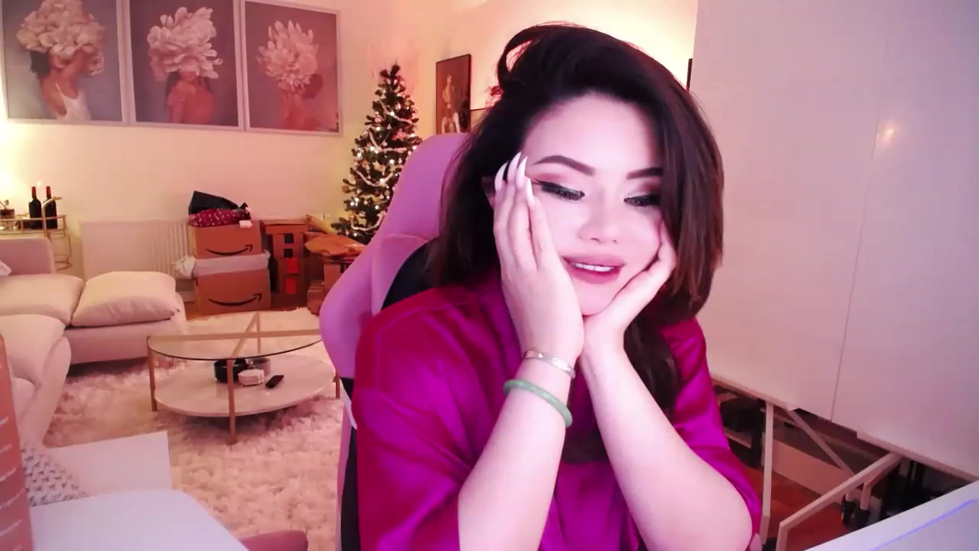 Gallery image thumbnail from SwtSunny's myfreecams stream on, 12/04/2022, 07:19 image 19 of 20