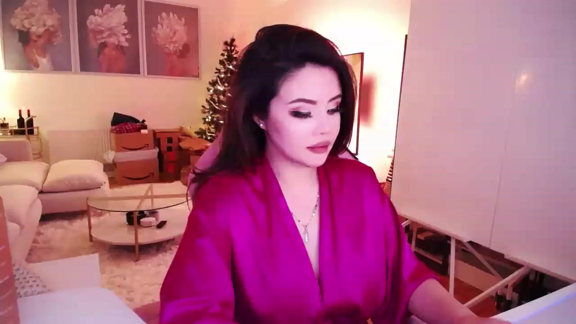 Gallery image thumbnail from SwtSunny's myfreecams stream on, 12/04/2022, 07:19 image 12 of 20
