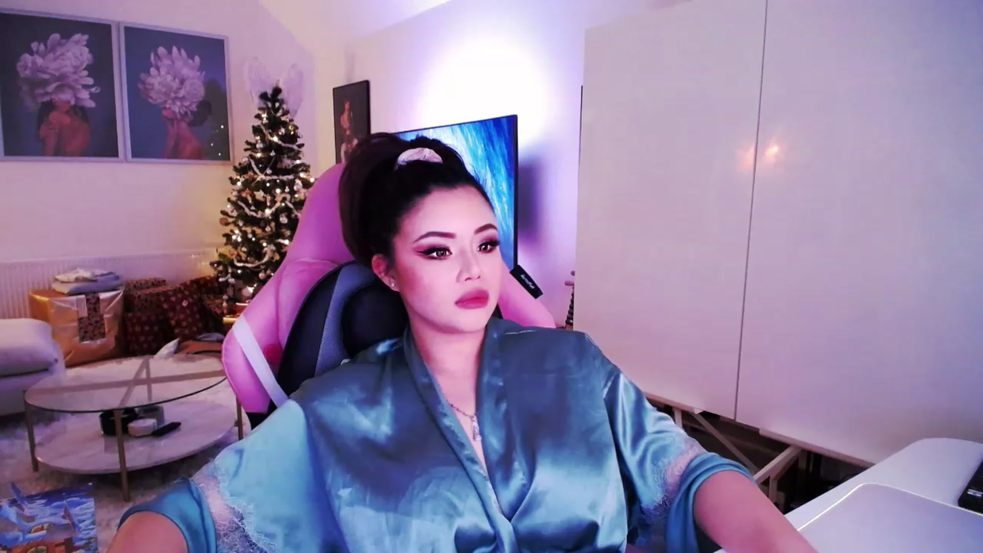 Gallery image thumbnail from SwtSunny's myfreecams stream on, 12/09/2022, 03:41 image 19 of 20
