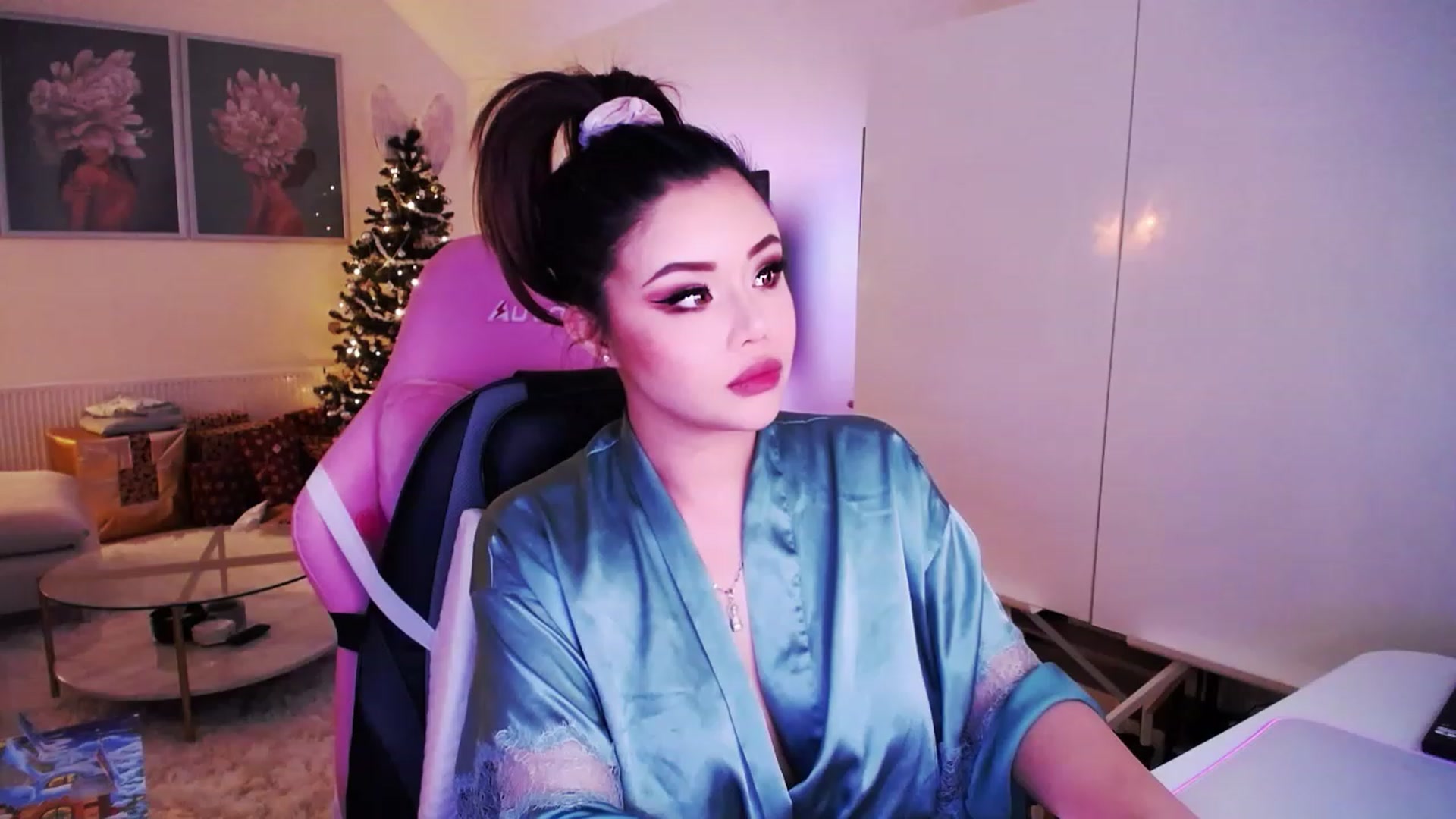 Gallery image thumbnail from SwtSunny's myfreecams stream on, 12/09/2022, 03:41 image 3 of 20