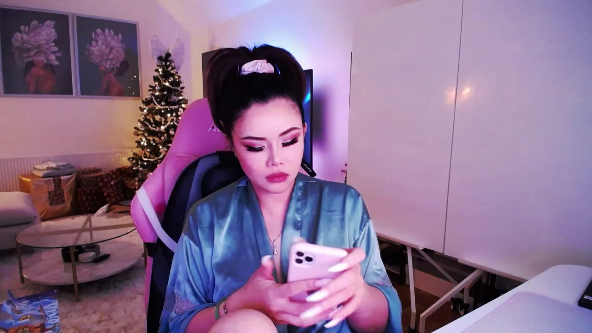 Gallery image thumbnail from SwtSunny's myfreecams stream on, 12/09/2022, 03:41 image 5 of 20