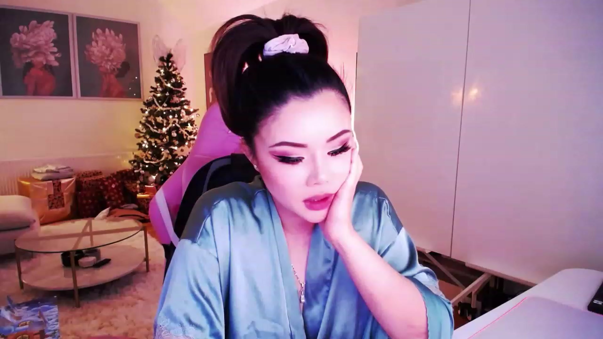 Gallery image thumbnail from SwtSunny's myfreecams stream on, 12/09/2022, 03:41 image 12 of 20