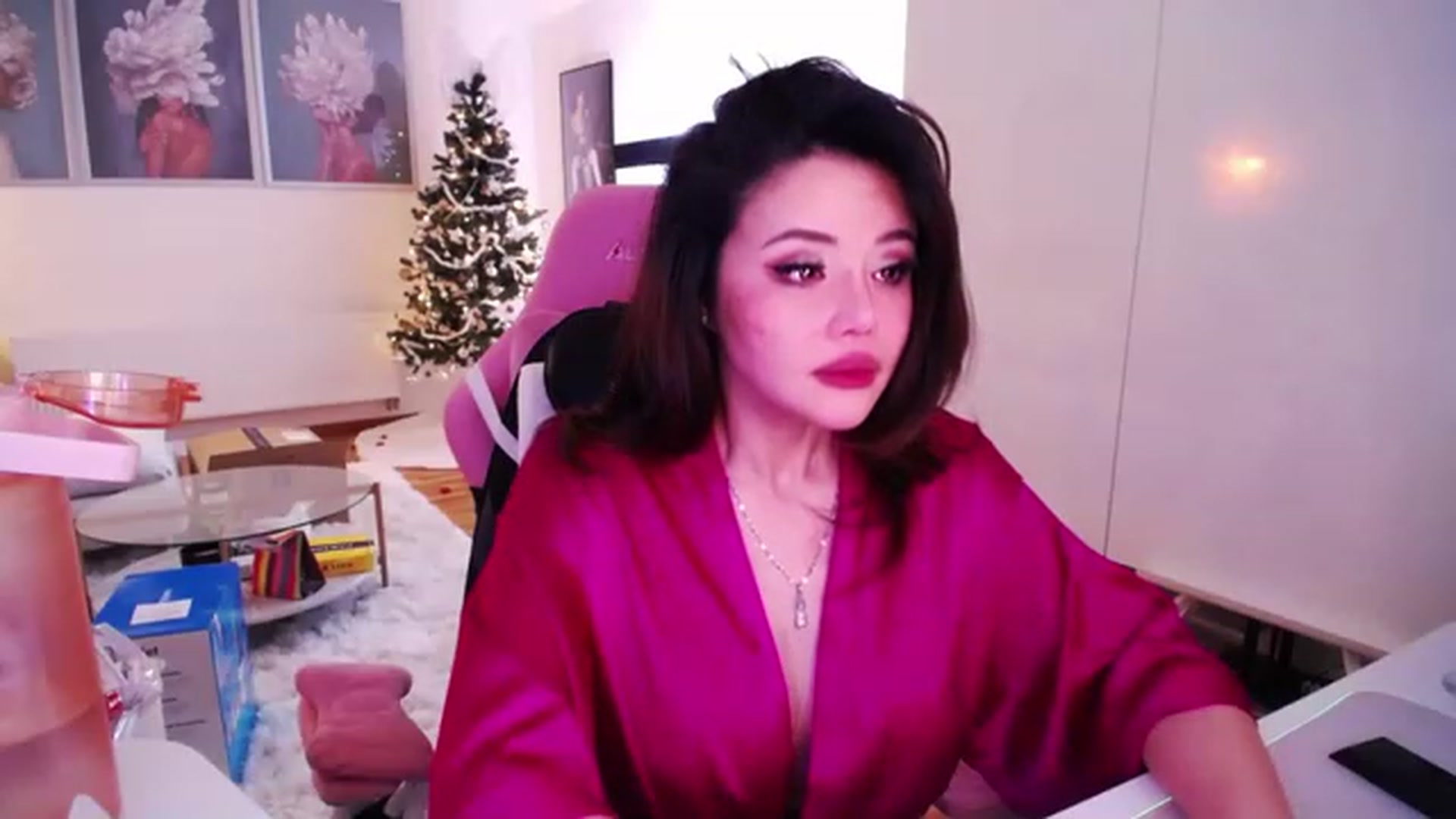 Gallery image thumbnail from SwtSunny's myfreecams stream on, 12/28/2022, 05:19 image 20 of 20