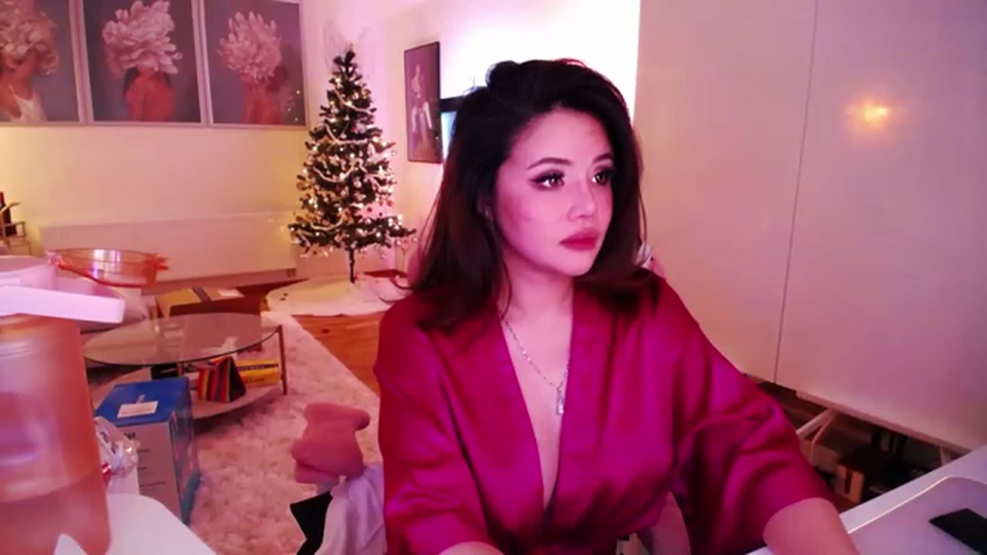 Gallery image thumbnail from SwtSunny's myfreecams stream on, 12/28/2022, 05:49 image 4 of 20