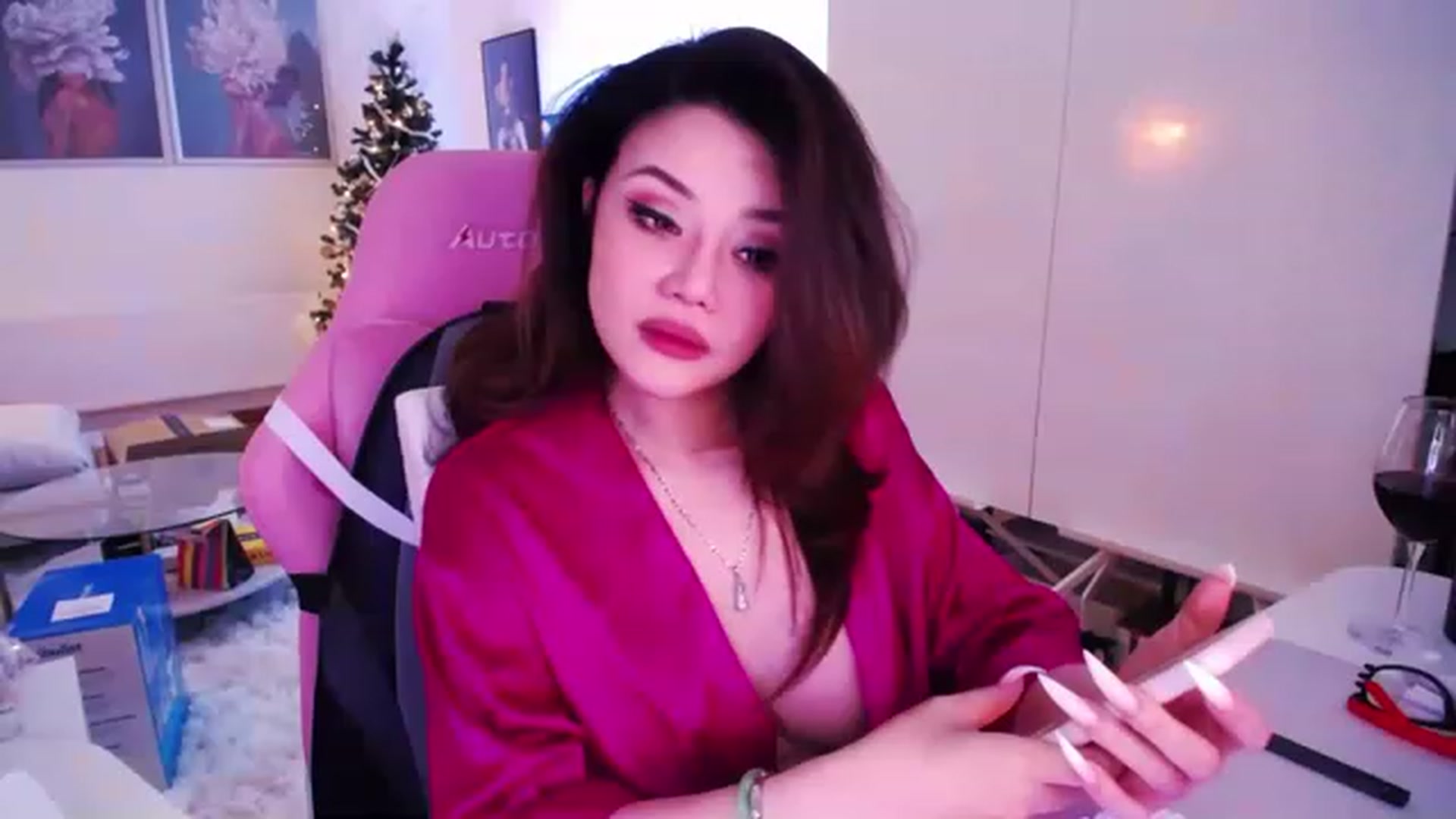 Gallery image thumbnail from SwtSunny's myfreecams stream on, 12/28/2022, 07:25 image 20 of 20