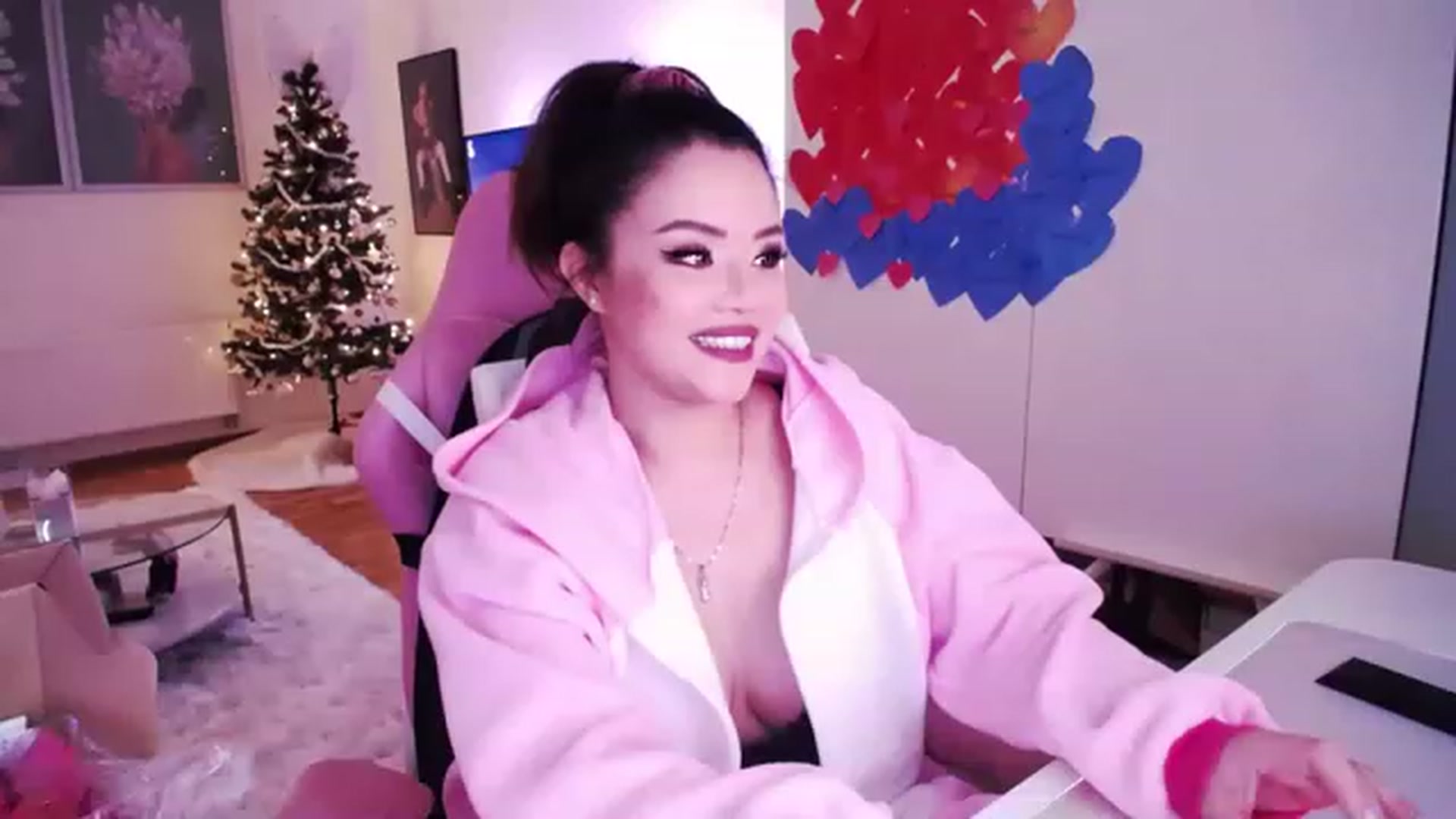 Gallery image thumbnail from SwtSunny's myfreecams stream on, 01/07/2023, 02:49 image 17 of 20