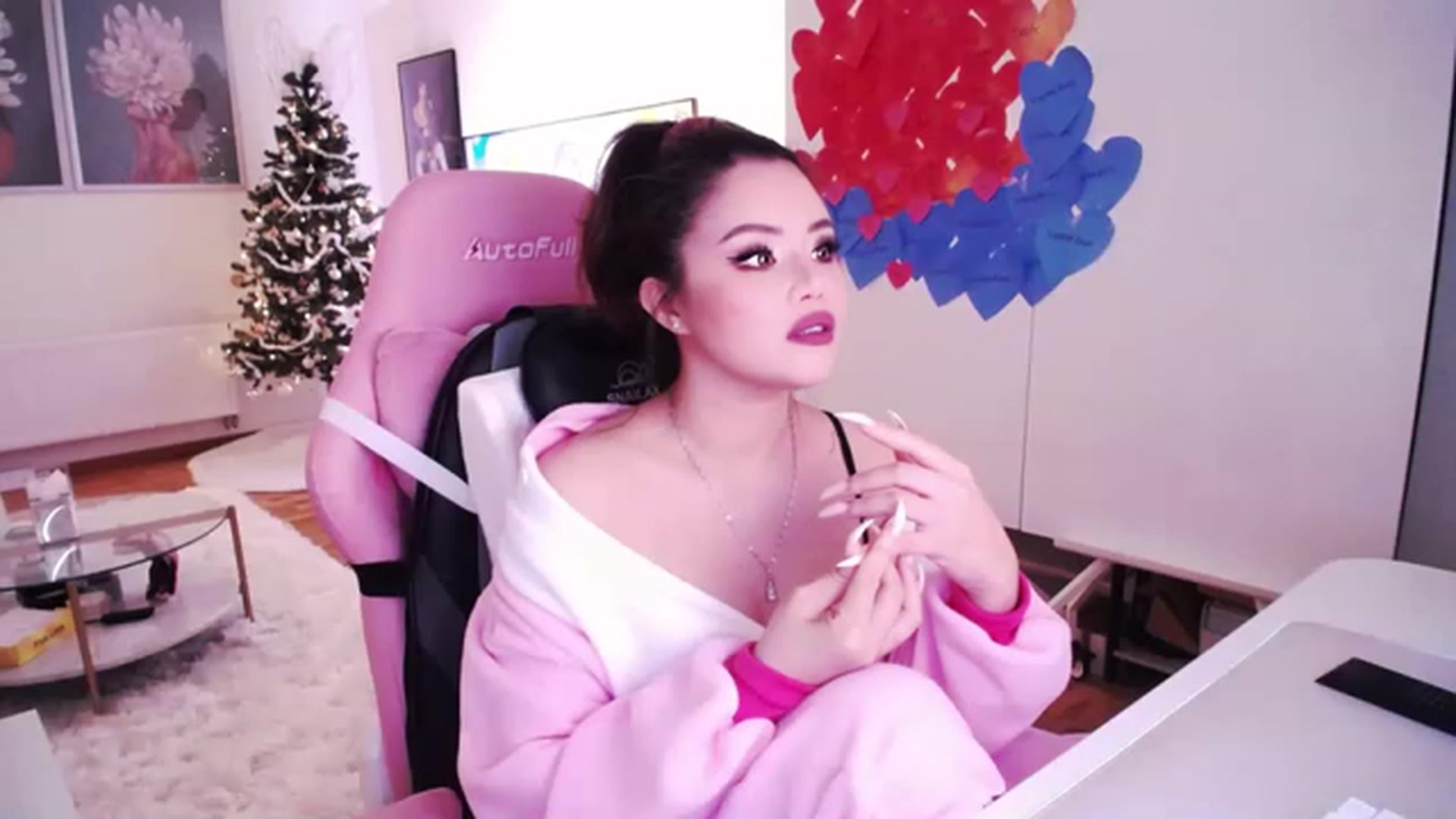 Gallery image thumbnail from SwtSunny's myfreecams stream on, 01/07/2023, 03:40 image 12 of 20