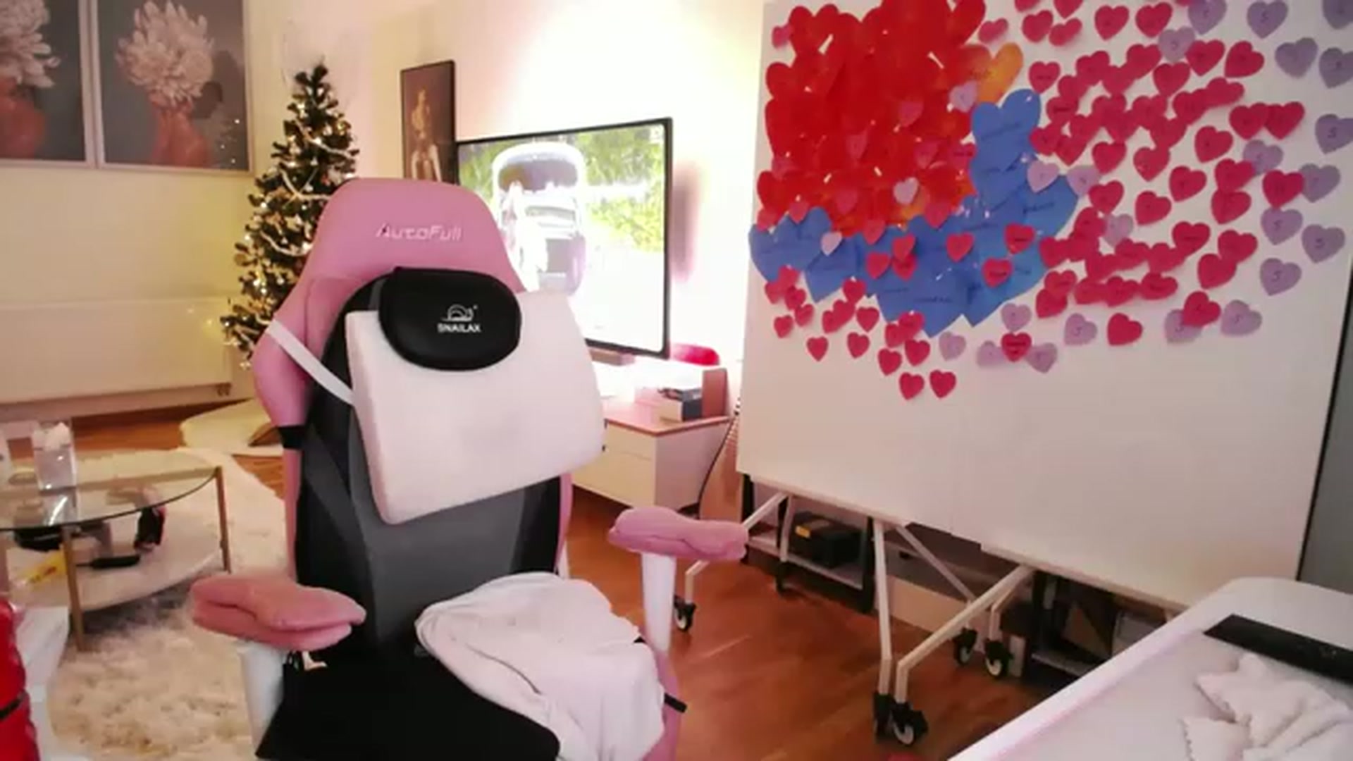 Gallery image thumbnail from SwtSunny's myfreecams stream on, 01/10/2023, 06:50 image 19 of 20