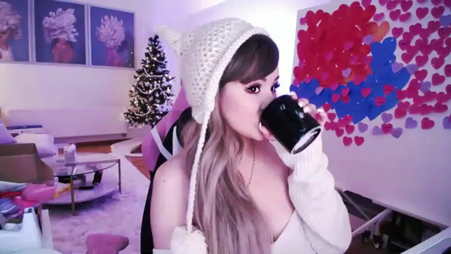 Gallery image thumbnail from SwtSunny's myfreecams stream on, 01/11/2023, 03:46 image 18 of 20