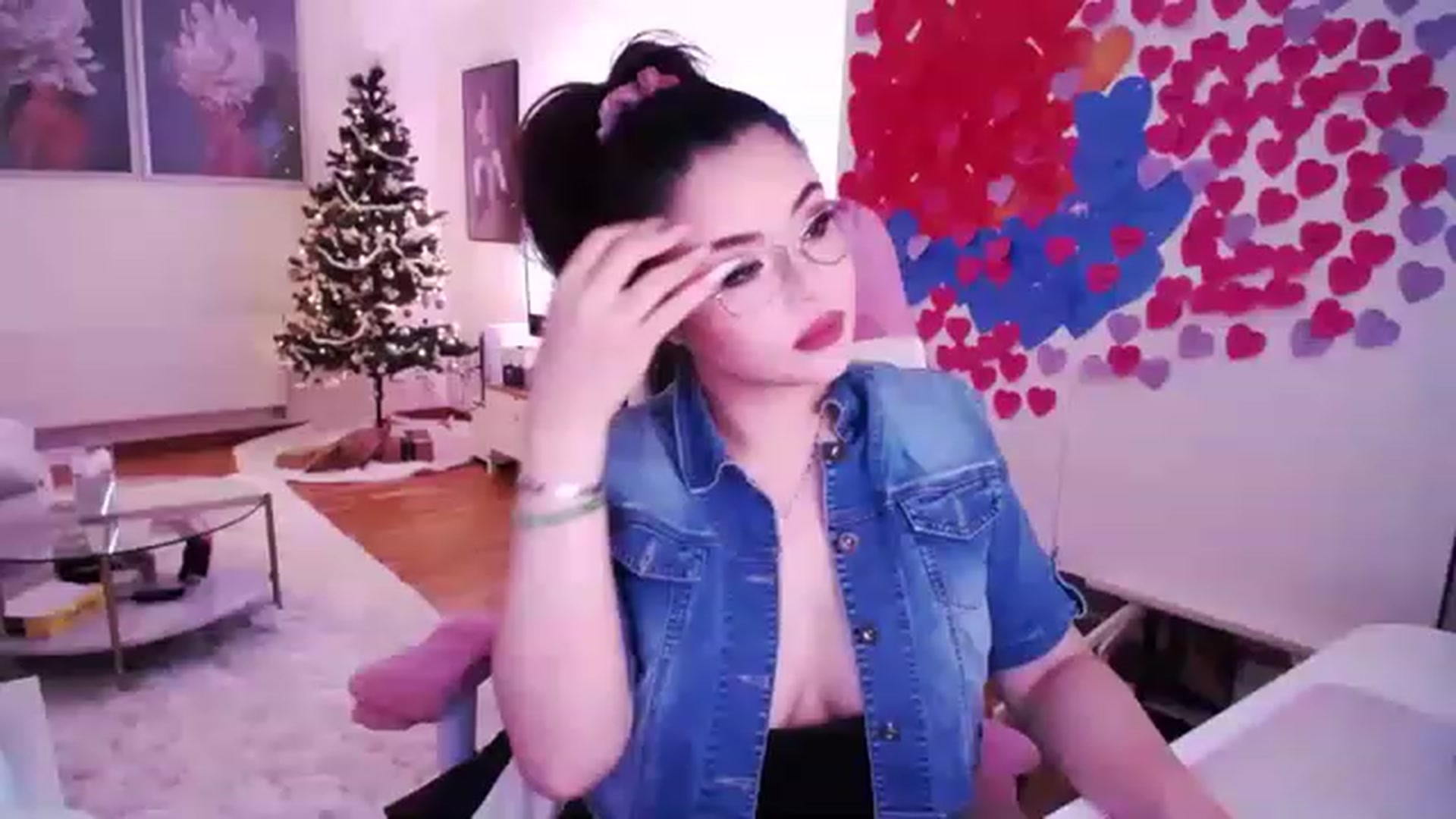 Gallery image thumbnail from SwtSunny's myfreecams stream on, 01/12/2023, 04:11 image 5 of 20