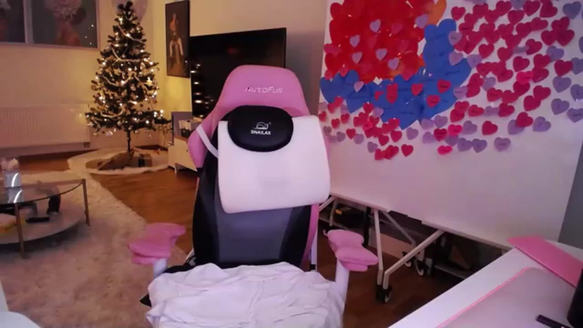 Gallery image thumbnail from SwtSunny's myfreecams stream on, 01/16/2023, 02:55 image 4 of 20