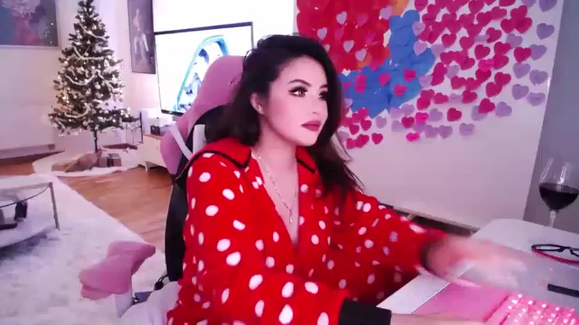 Gallery image thumbnail from SwtSunny's myfreecams stream on, 01/16/2023, 02:55 image 19 of 20
