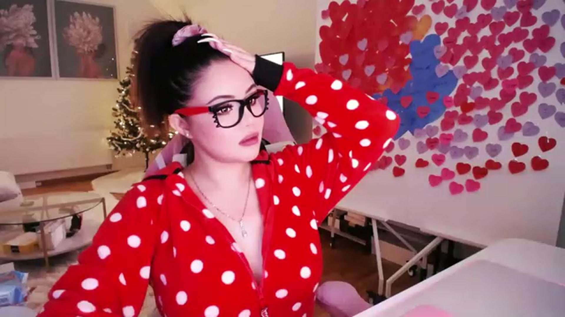 Gallery image thumbnail from SwtSunny's myfreecams stream on, 01/20/2023, 04:06 image 11 of 20