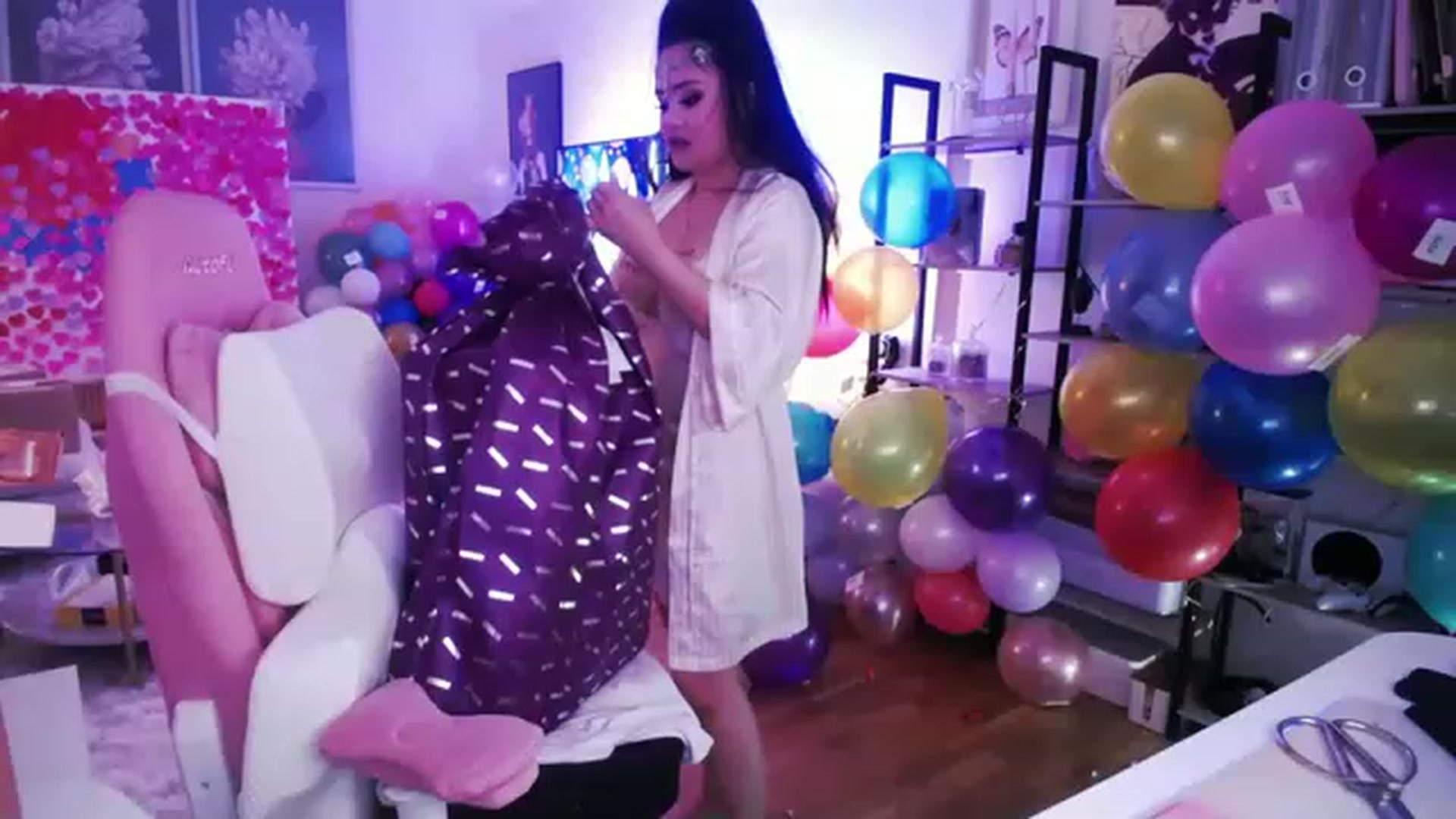 Gallery image thumbnail from SwtSunny's myfreecams stream on, 01/29/2023, 02:24 image 18 of 20
