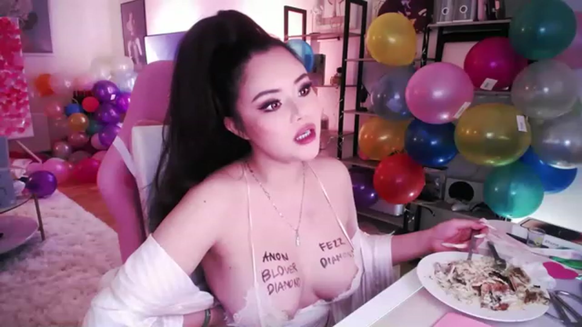 Gallery image thumbnail from SwtSunny's myfreecams stream on, 01/29/2023, 05:41 image 9 of 20