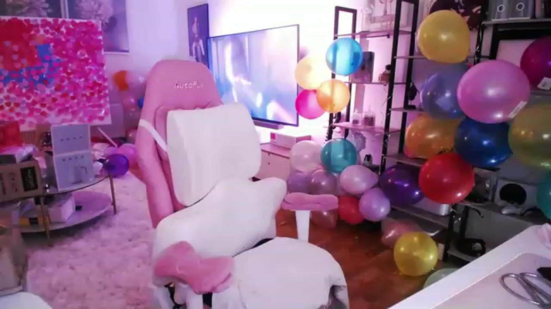 Gallery image thumbnail from SwtSunny's myfreecams stream on, 01/29/2023, 05:41 image 5 of 20