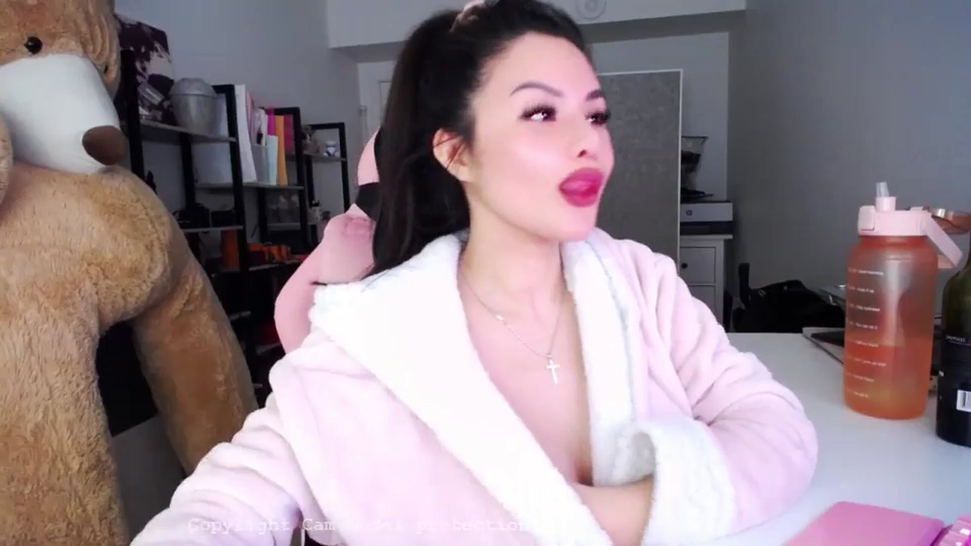 Gallery image thumbnail from SwtSunny's myfreecams stream on, 09/23/2023, 02:05 image 5 of 20