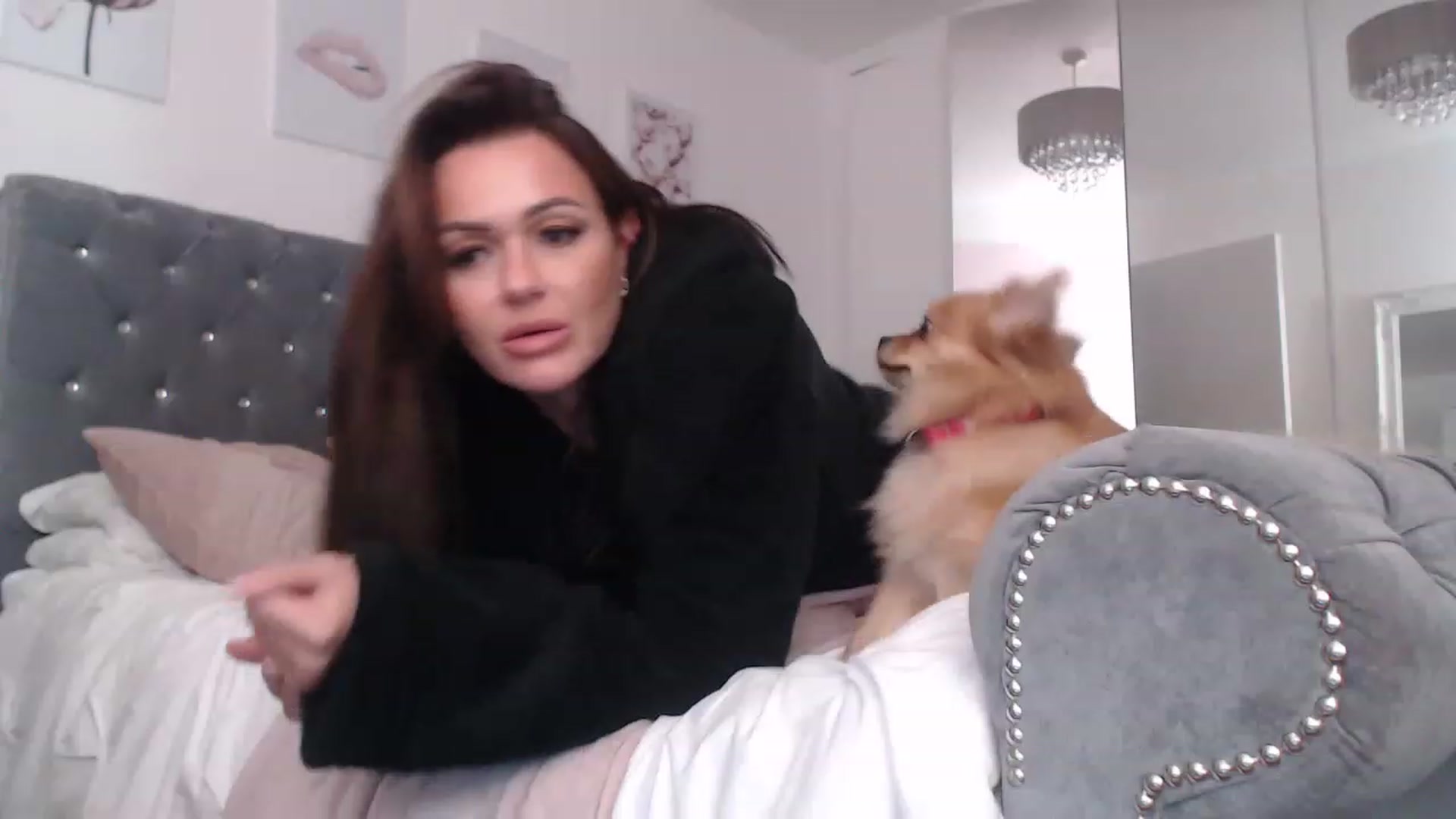 Gallery image thumbnail from SxybrtishMILF's myfreecams stream on, 11/14/2022, 18:26 image 15 of 20