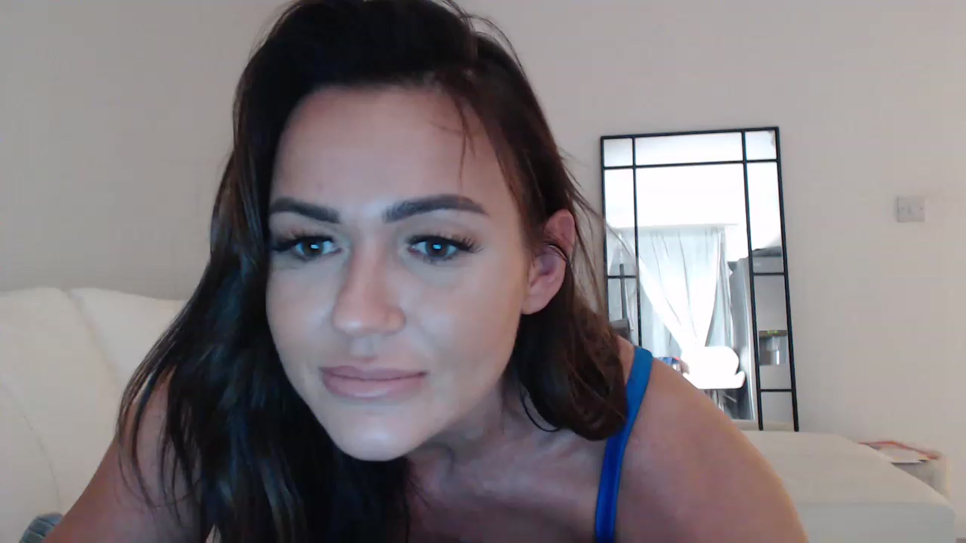 Gallery image thumbnail from SxybrtishMILF's myfreecams stream on, 11/15/2022, 19:30 image 8 of 20