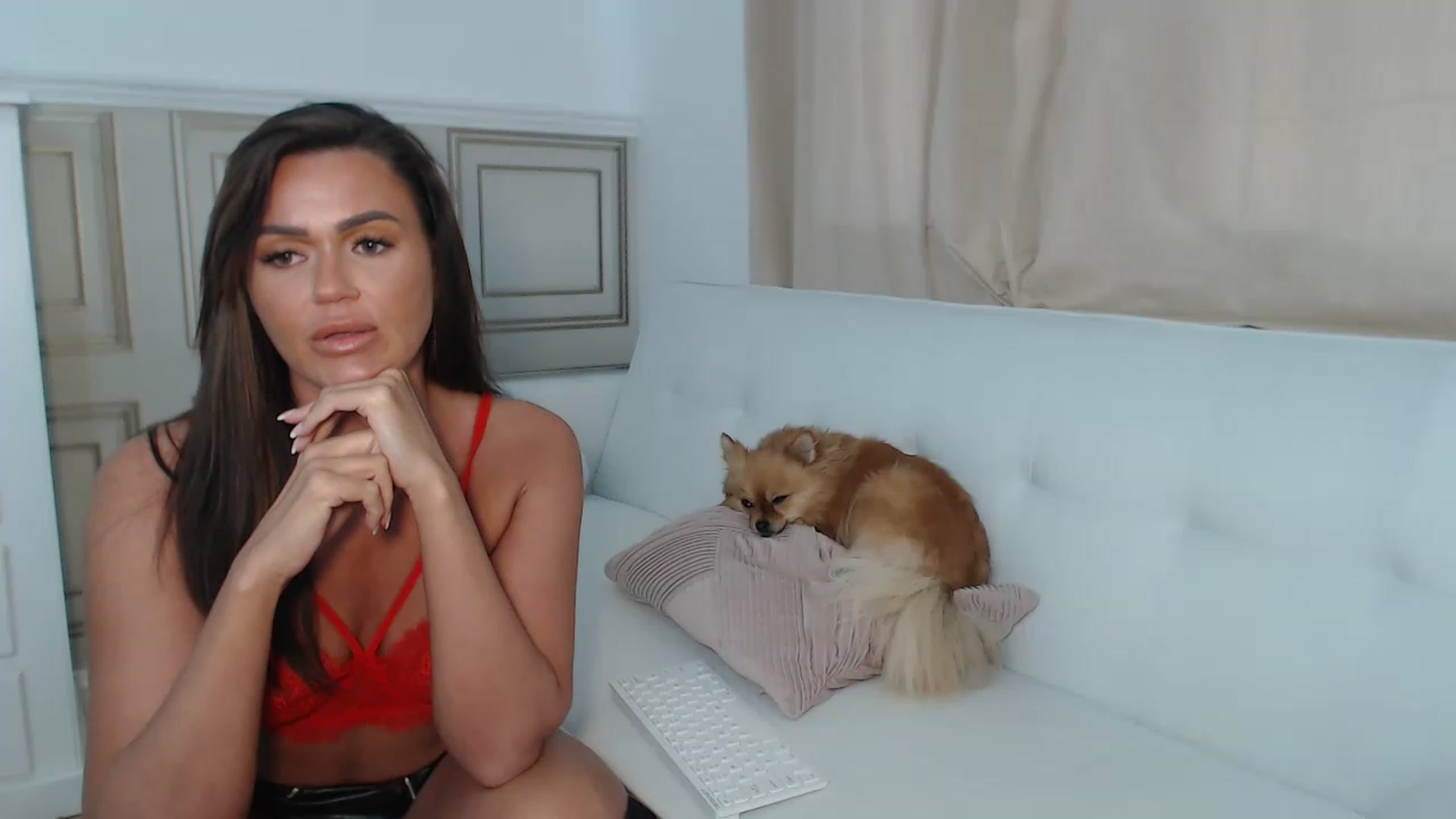 Gallery image thumbnail from SxybrtishMILF's myfreecams stream on, 03/11/2023, 15:18 image 10 of 20