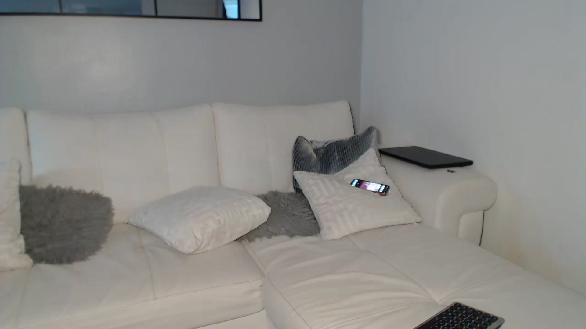 Gallery image thumbnail from SxybrtishMILF's myfreecams stream on, 08/19/2023, 19:13 image 6 of 20