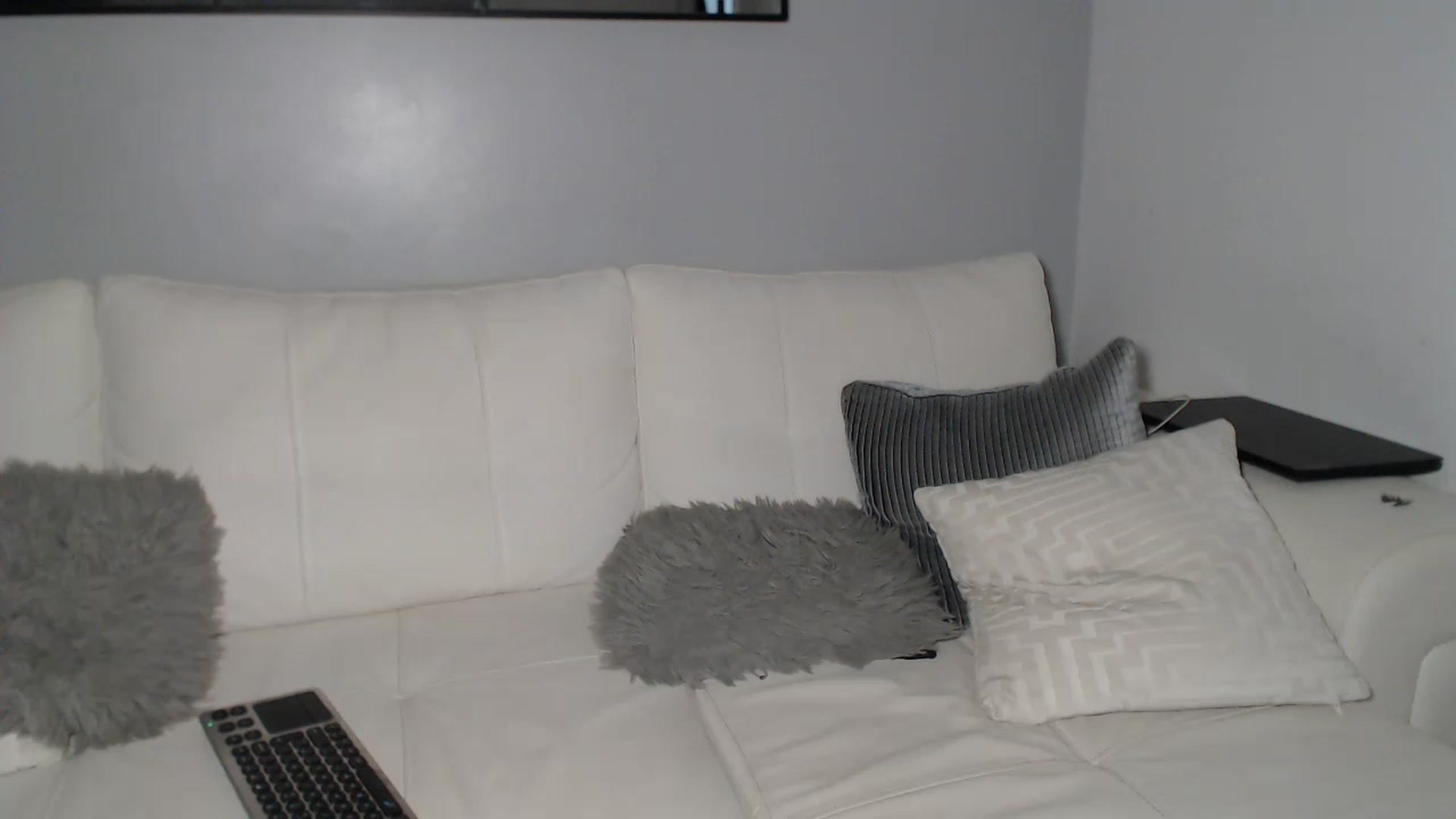Gallery image thumbnail from SxybrtishMILF's myfreecams stream on, 08/19/2023, 20:14 image 13 of 20
