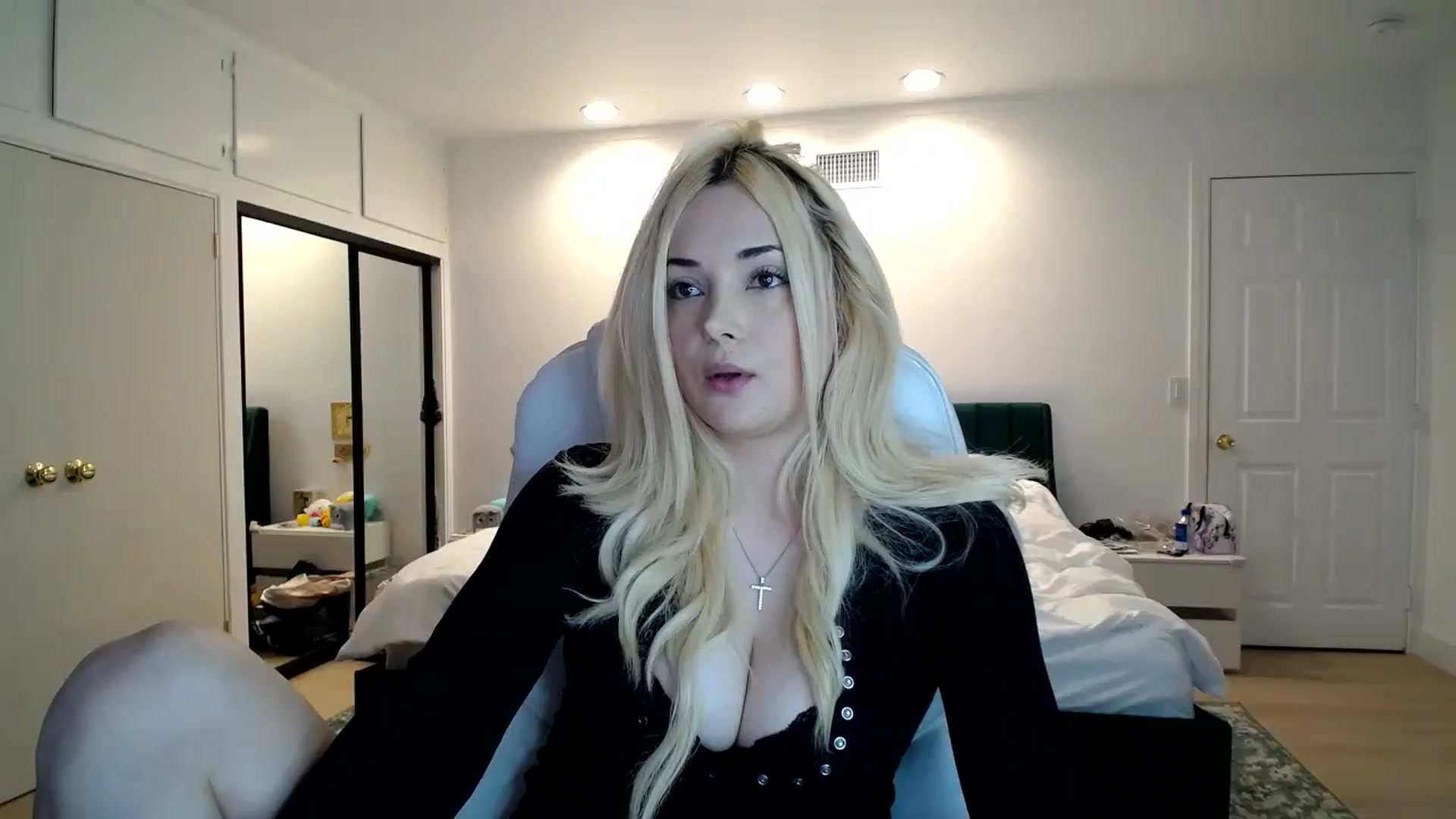 Gallery image thumbnail from SykoSadBby's myfreecams stream on, 11/21/2025, 04:18 image 19 of 20