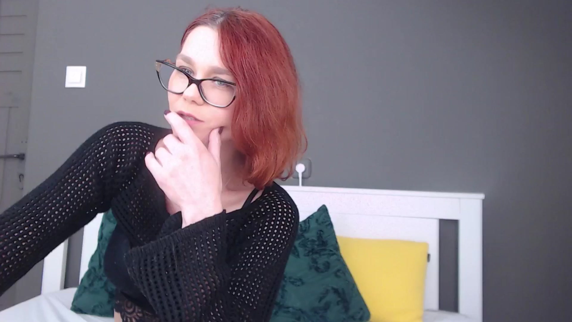 Gallery image thumbnail from Syllena's myfreecams stream on, 01/22/2026, 03:17 image 11 of 20