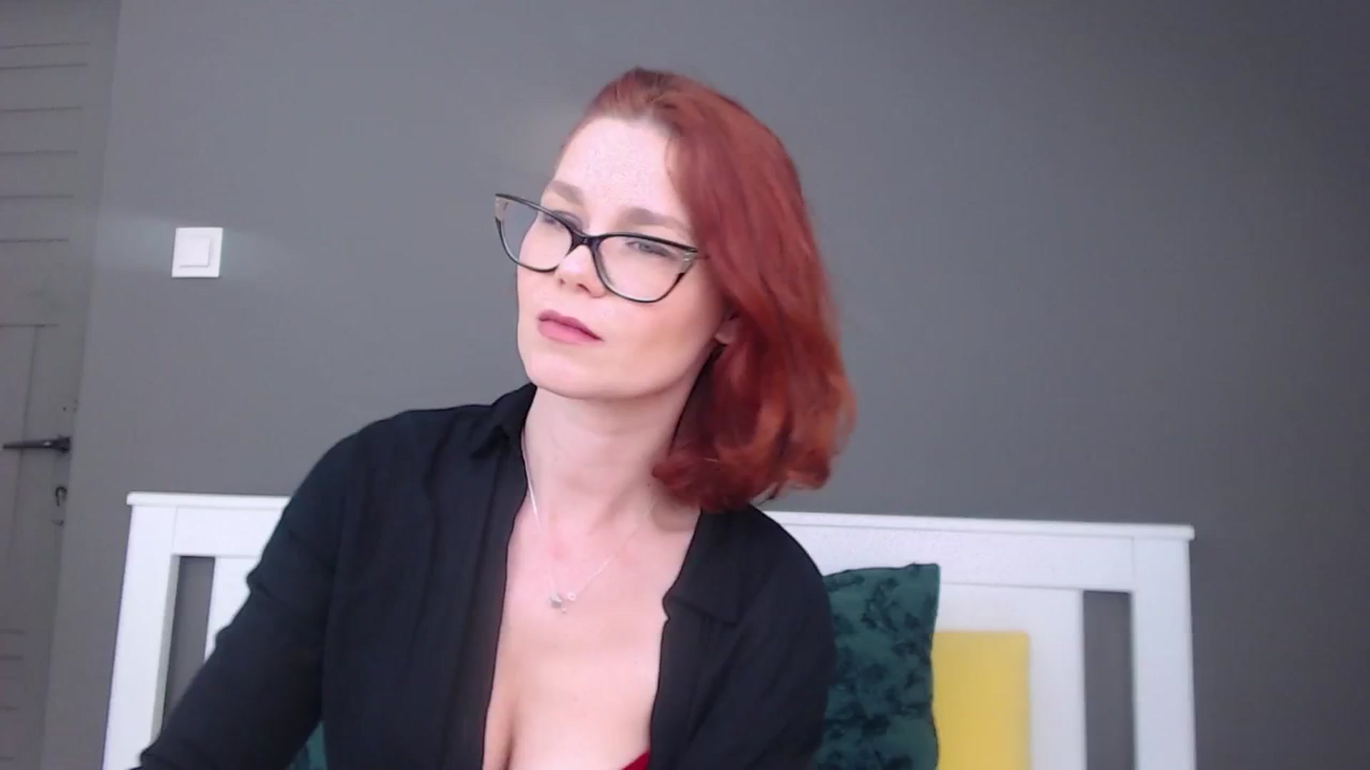 Gallery image thumbnail from Syllena's myfreecams stream on, 02/10/2026, 01:53 image 15 of 20