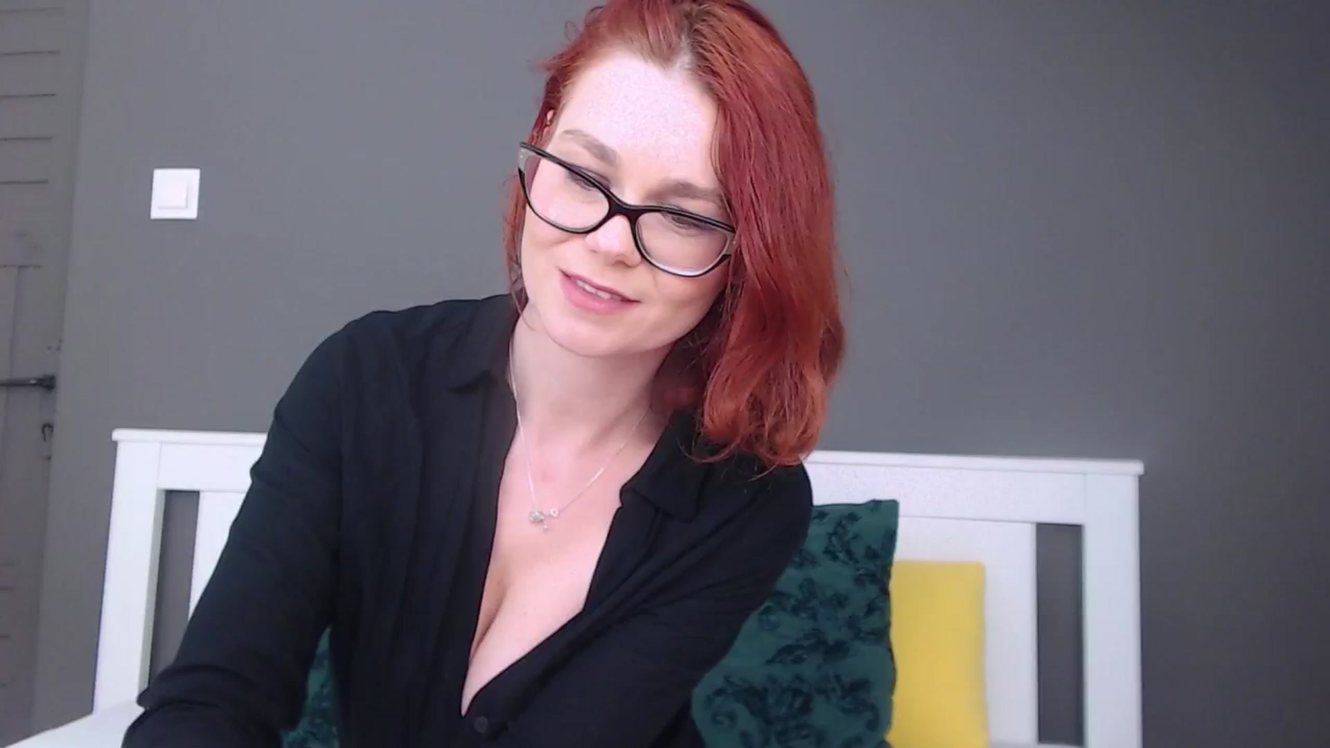 Gallery image thumbnail from Syllena's myfreecams stream on, 02/10/2026, 01:53 image 18 of 20