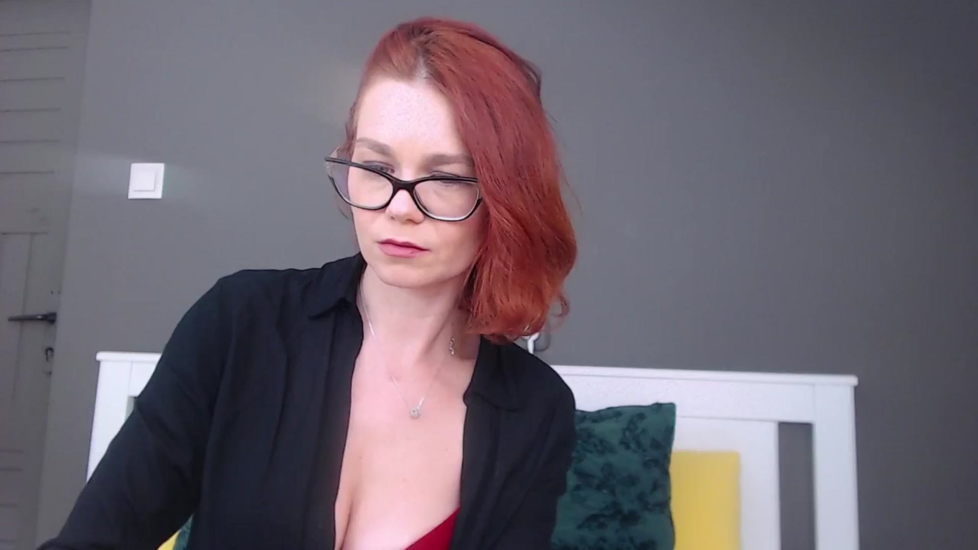 Gallery image thumbnail from Syllena's myfreecams stream on, 02/10/2026, 01:53 image 5 of 20