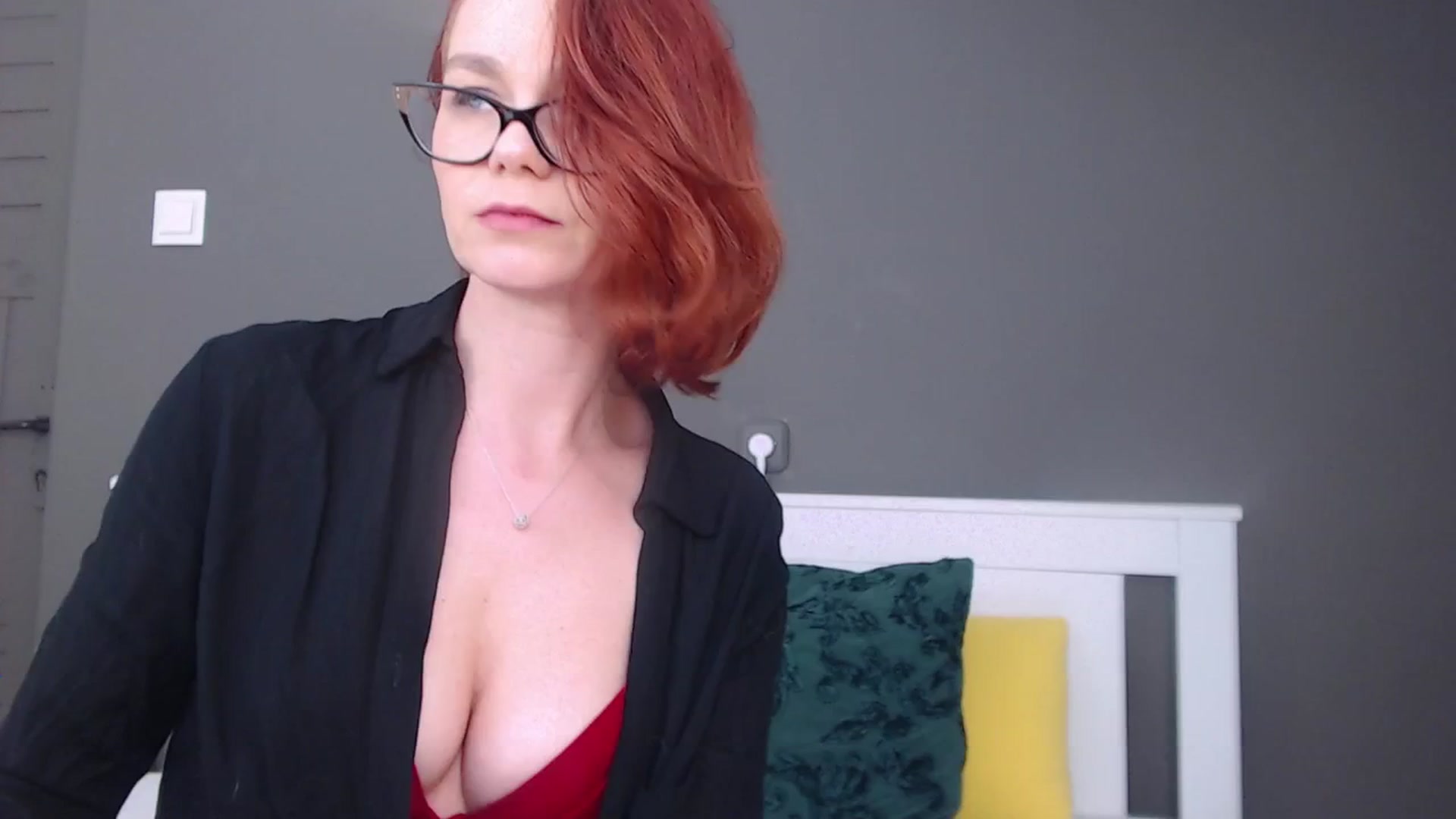 Gallery image thumbnail from Syllena's myfreecams stream on, 02/10/2026, 03:12 image 10 of 20