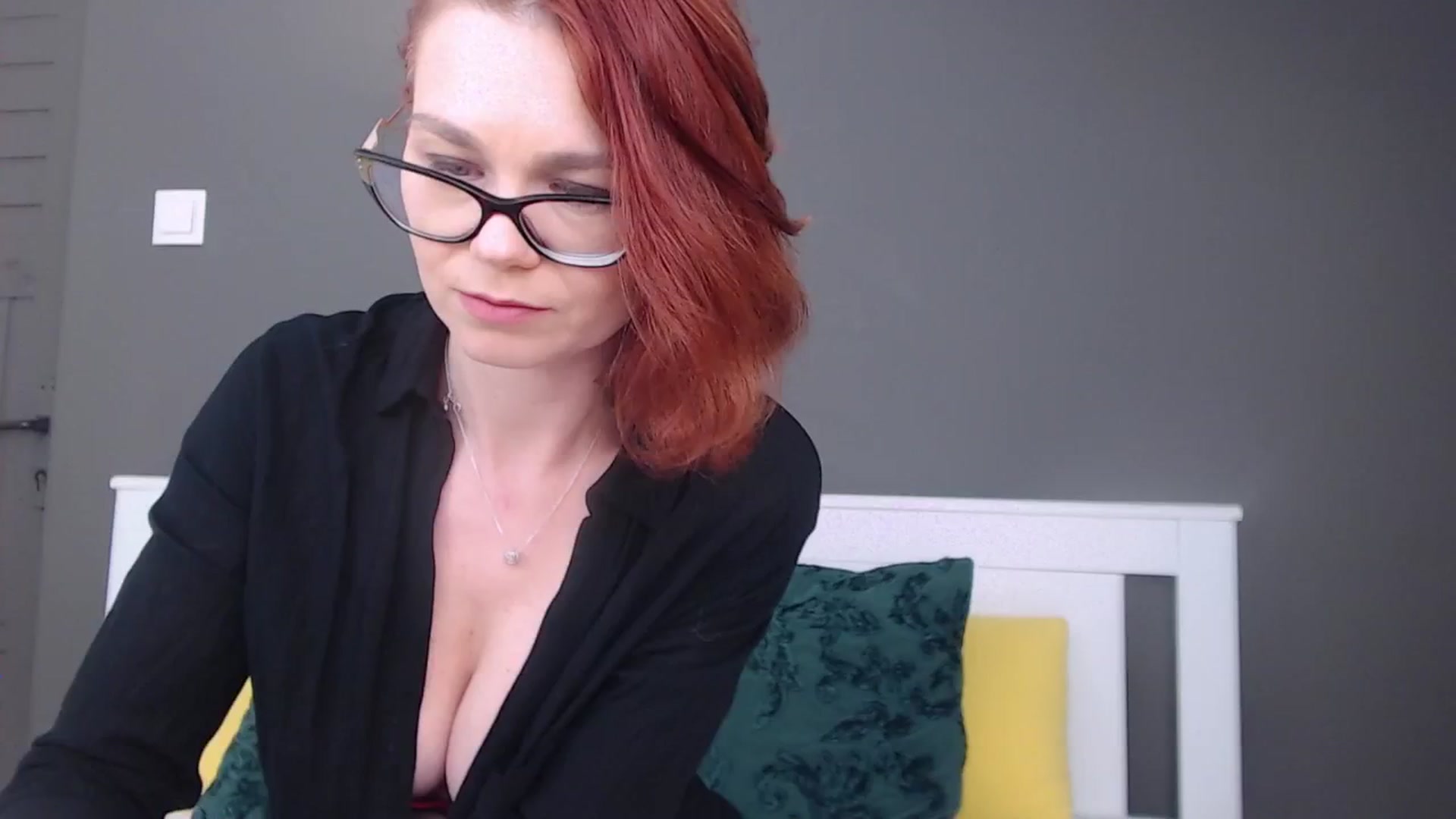 Gallery image thumbnail from Syllena's myfreecams stream on, 02/10/2026, 03:12 image 14 of 20