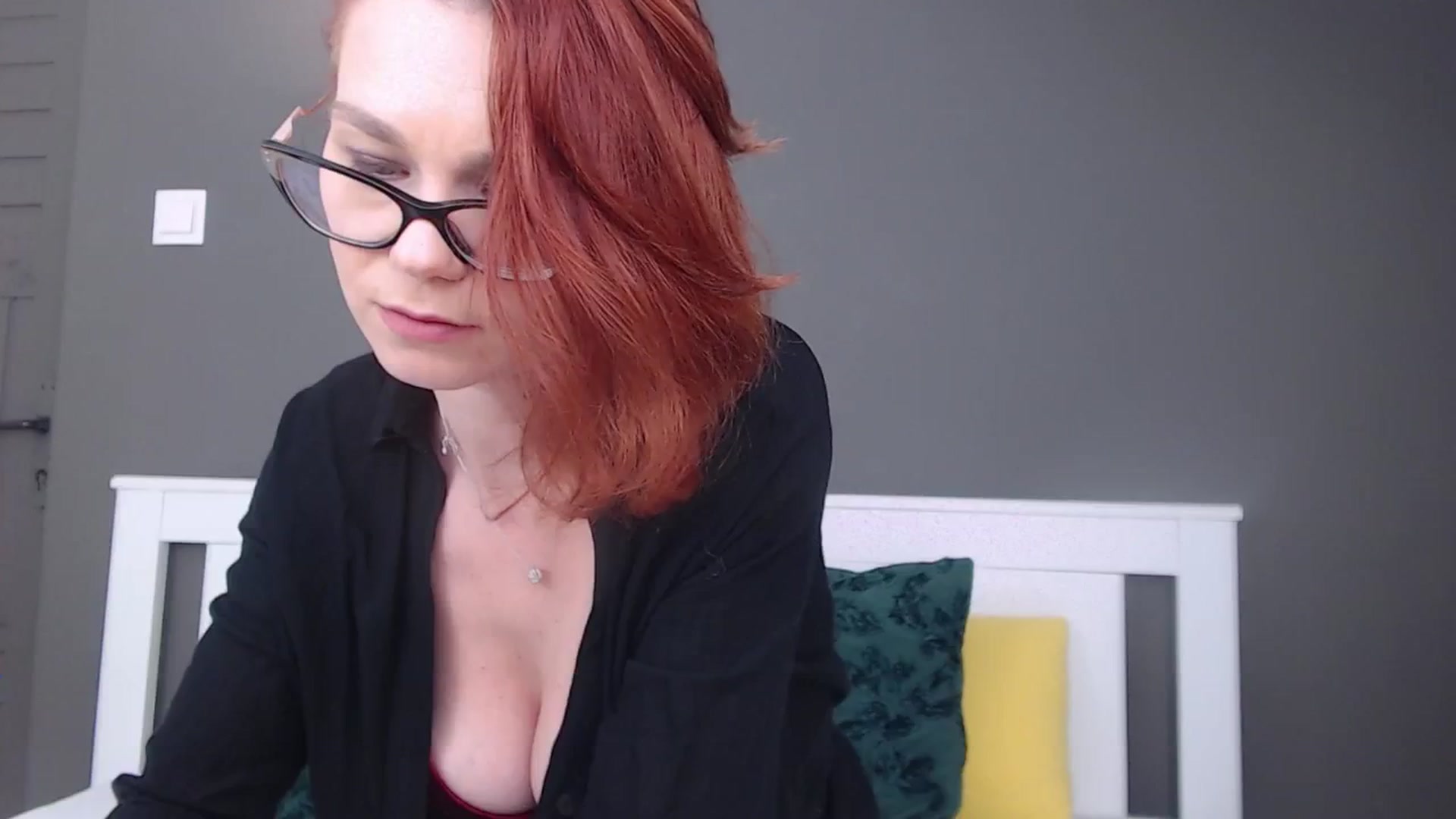 Gallery image thumbnail from Syllena's myfreecams stream on, 02/10/2026, 03:12 image 15 of 20