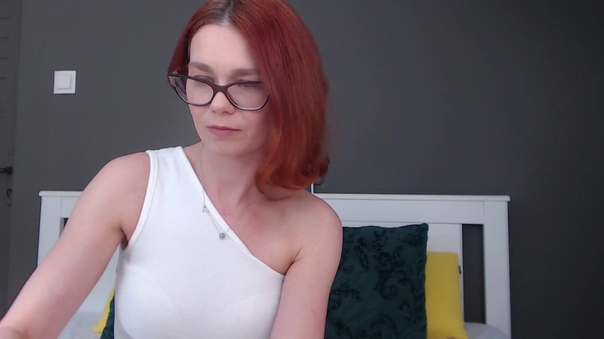 Gallery image thumbnail from Syllena's myfreecams stream on, 03/03/2026, 22:29 image 4 of 20