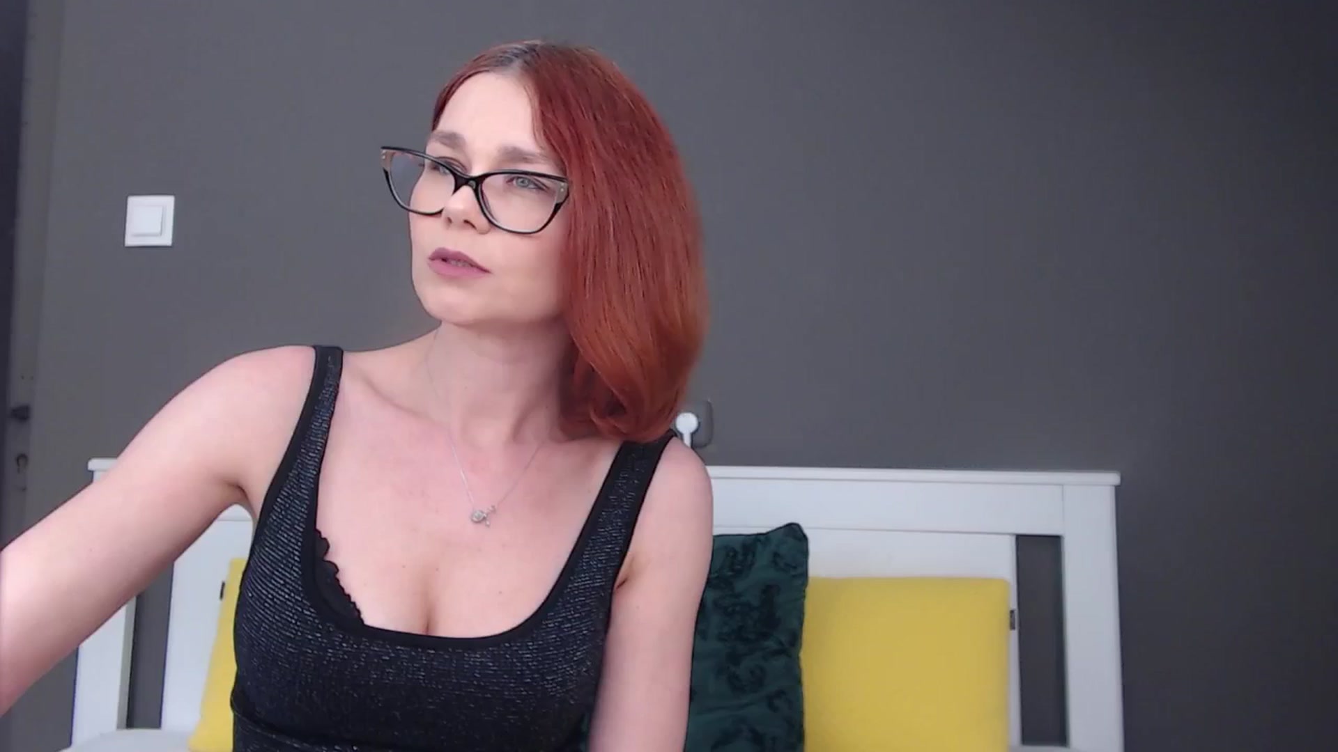 Gallery image thumbnail from Syllena's myfreecams stream on, 03/10/2026, 23:22 image 15 of 20