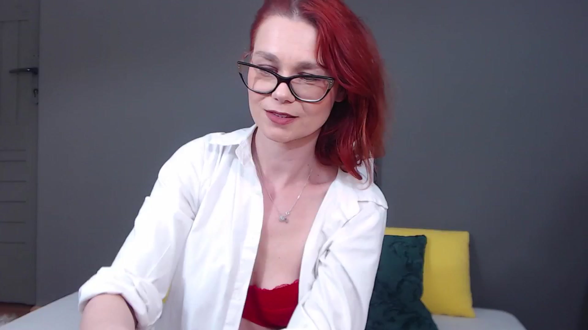 Gallery image thumbnail from Syllena's myfreecams stream on, 04/07/2026, 23:27 image 20 of 20