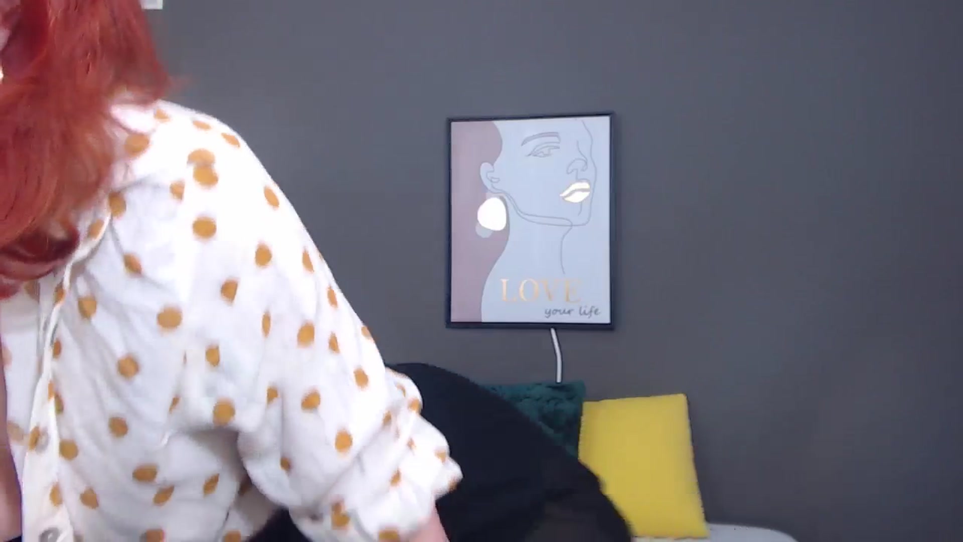 Gallery image thumbnail from Syllena's myfreecams stream on, 04/20/2026, 22:05 image 11 of 20